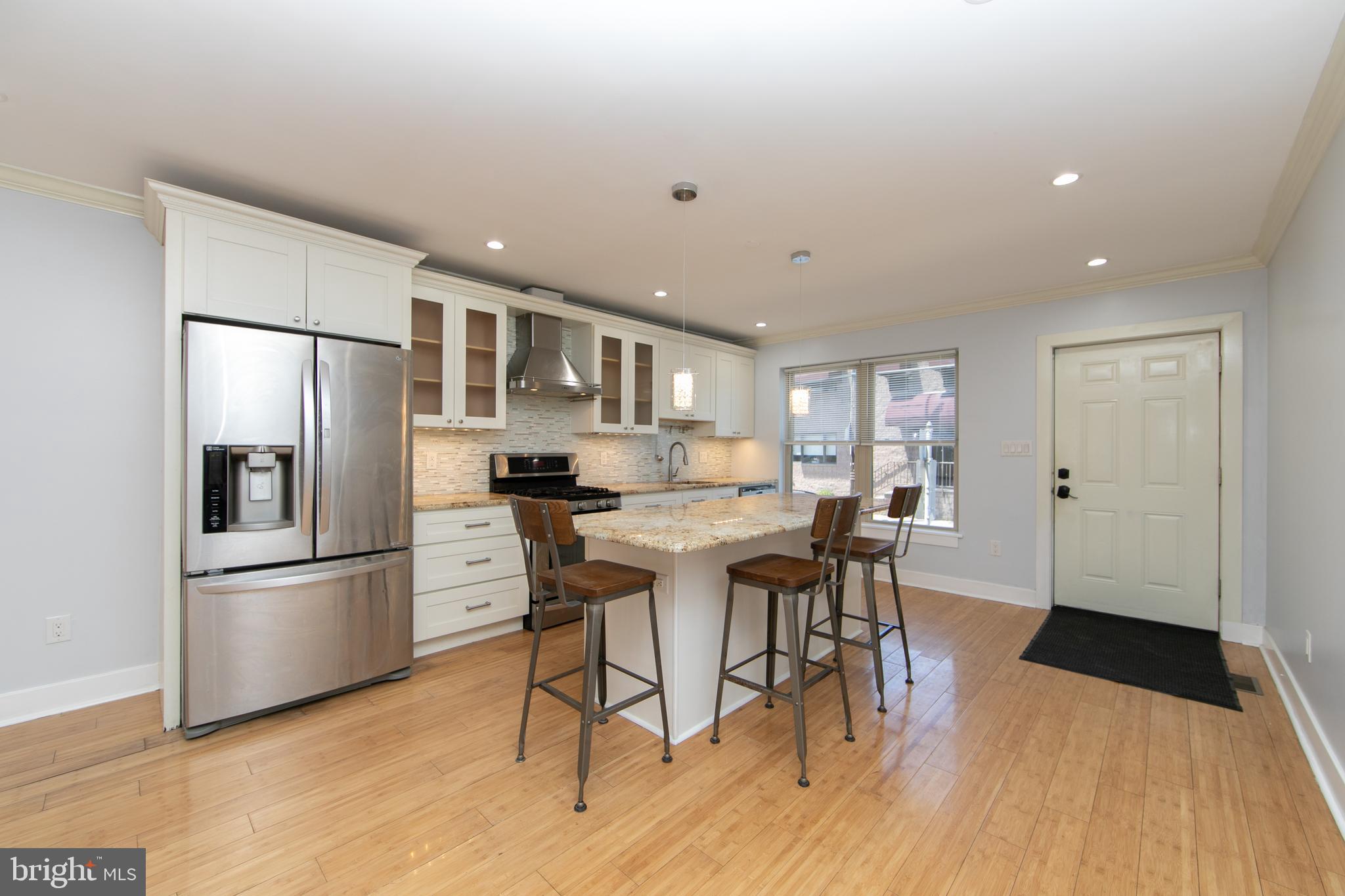 POINT BREEZE - Residential