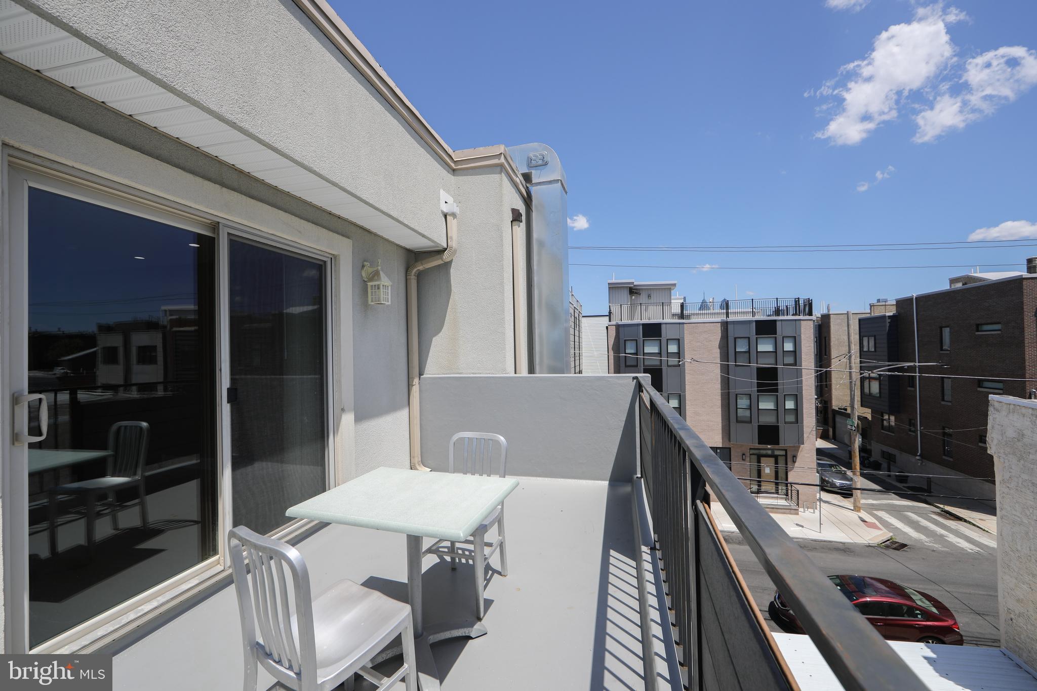 POINT BREEZE - Residential