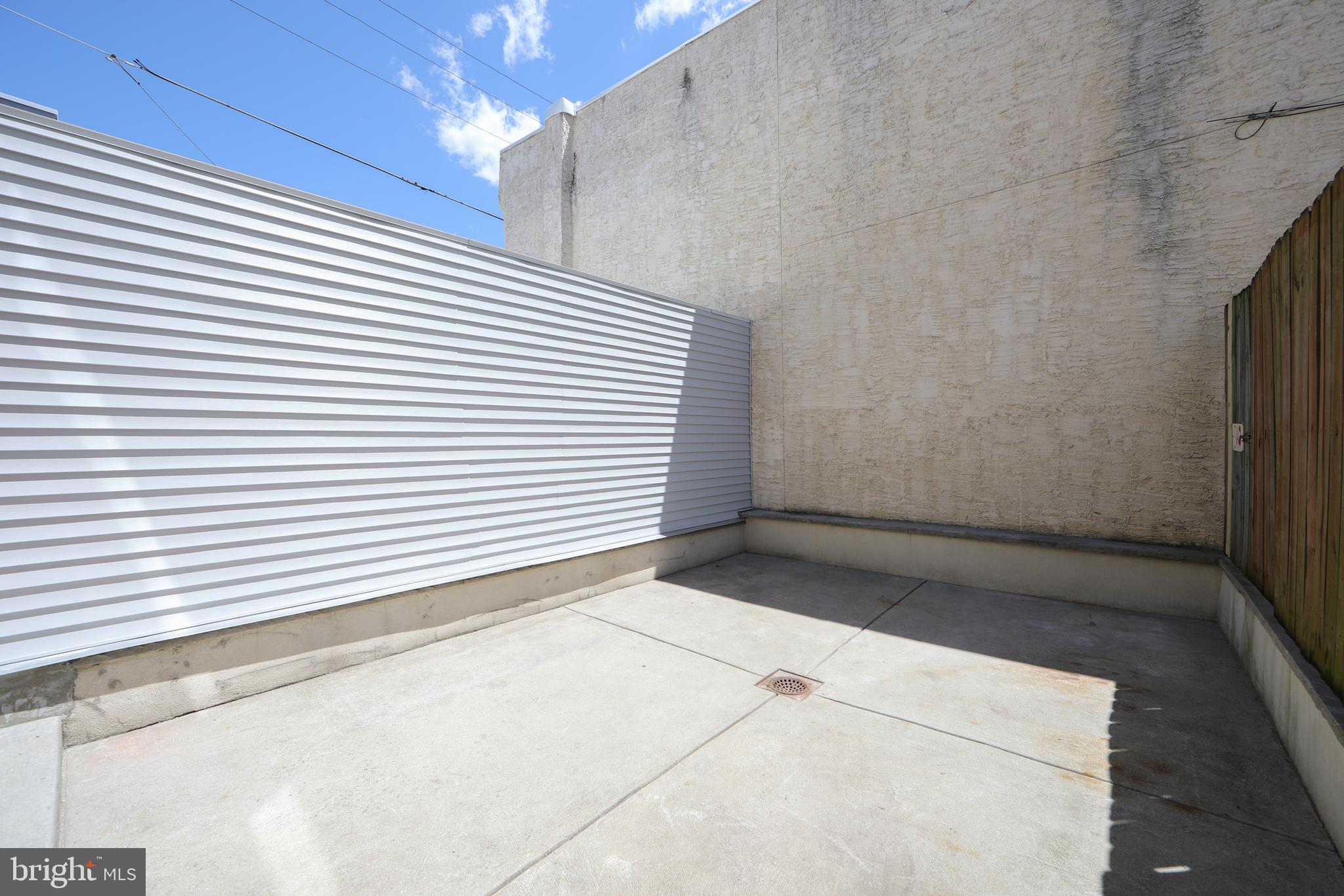 POINT BREEZE - Residential