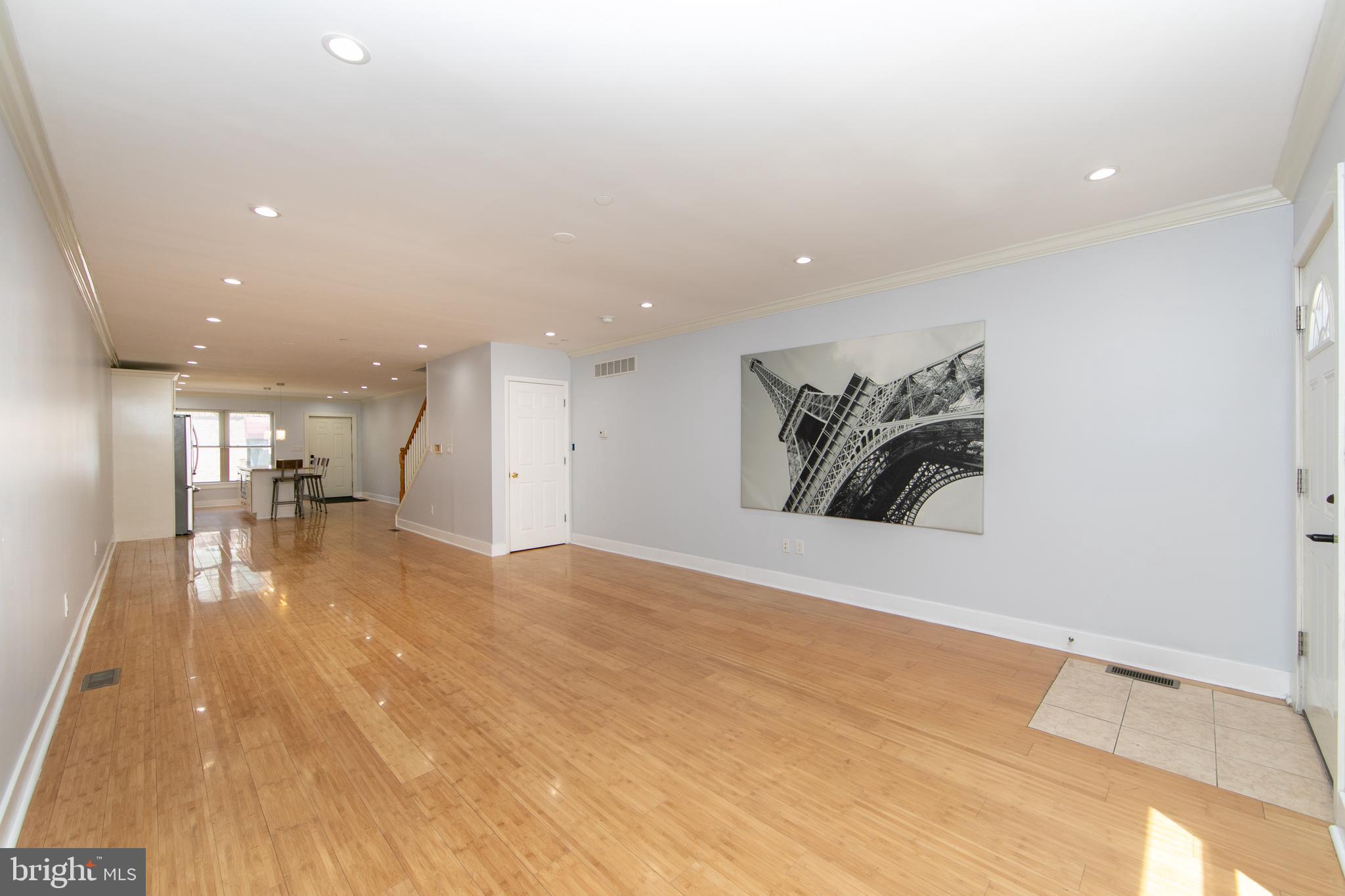 POINT BREEZE - Residential