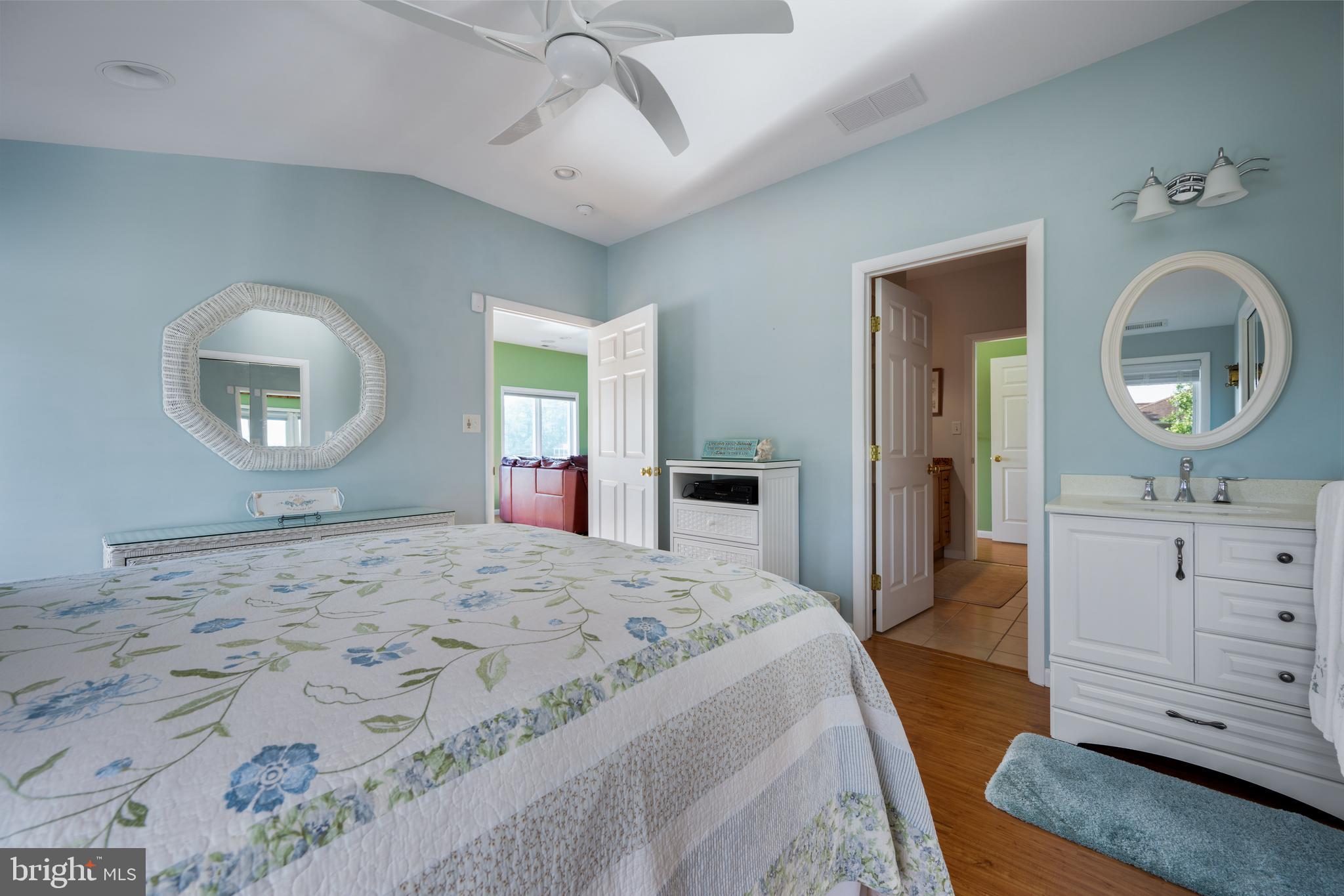 SEABREEZE DEV - Residential