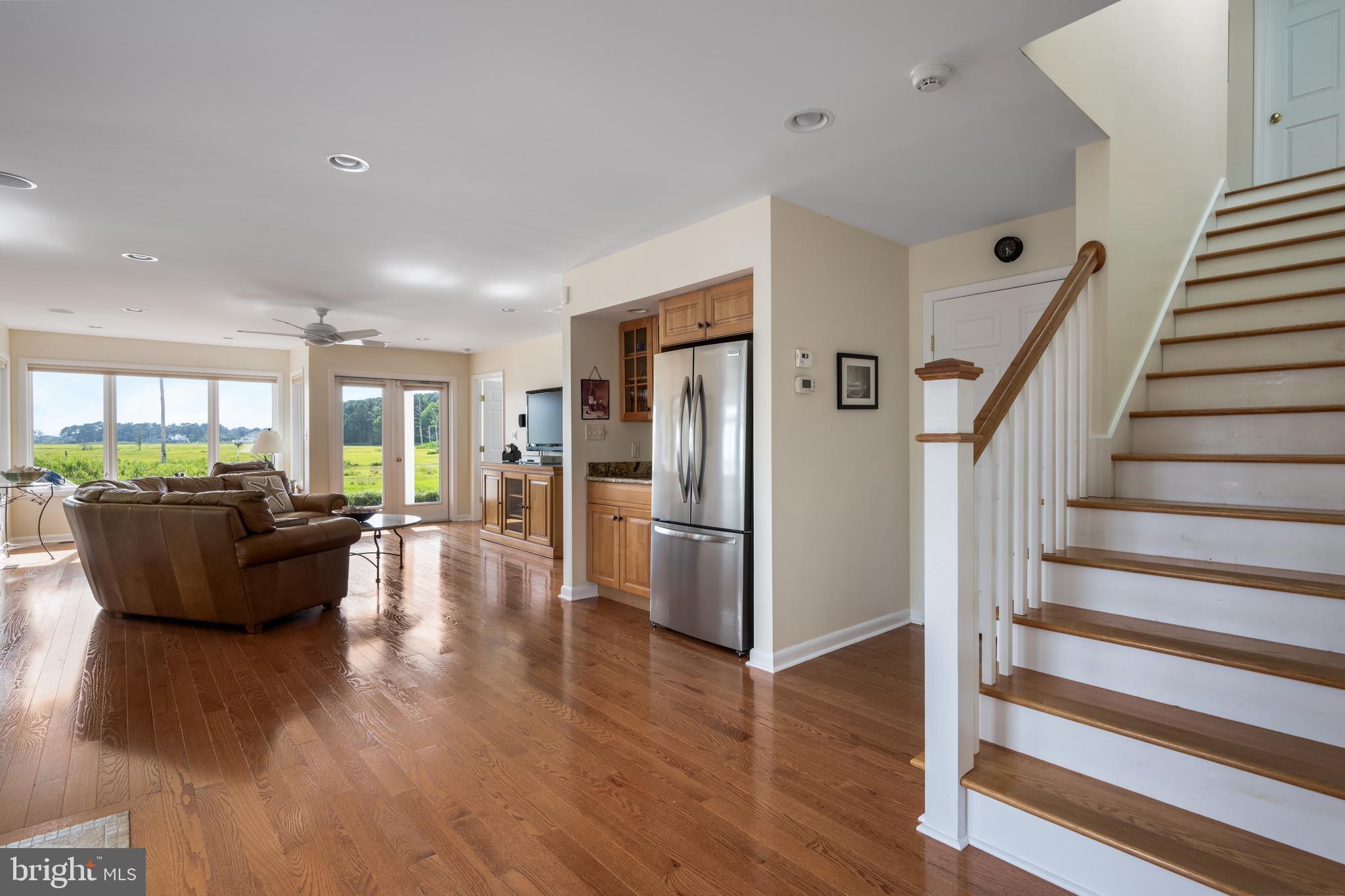 SEABREEZE DEV - Residential