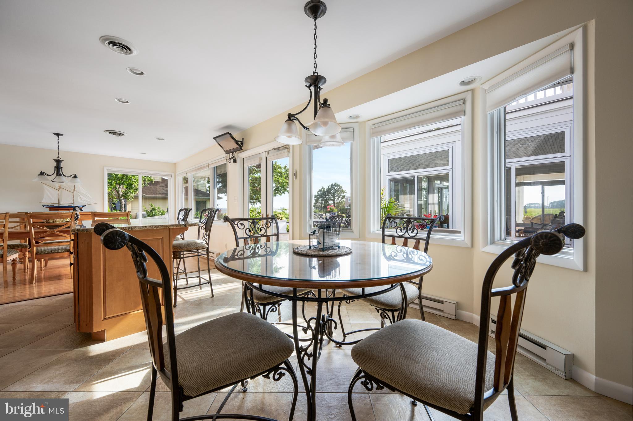 SEABREEZE DEV - Residential