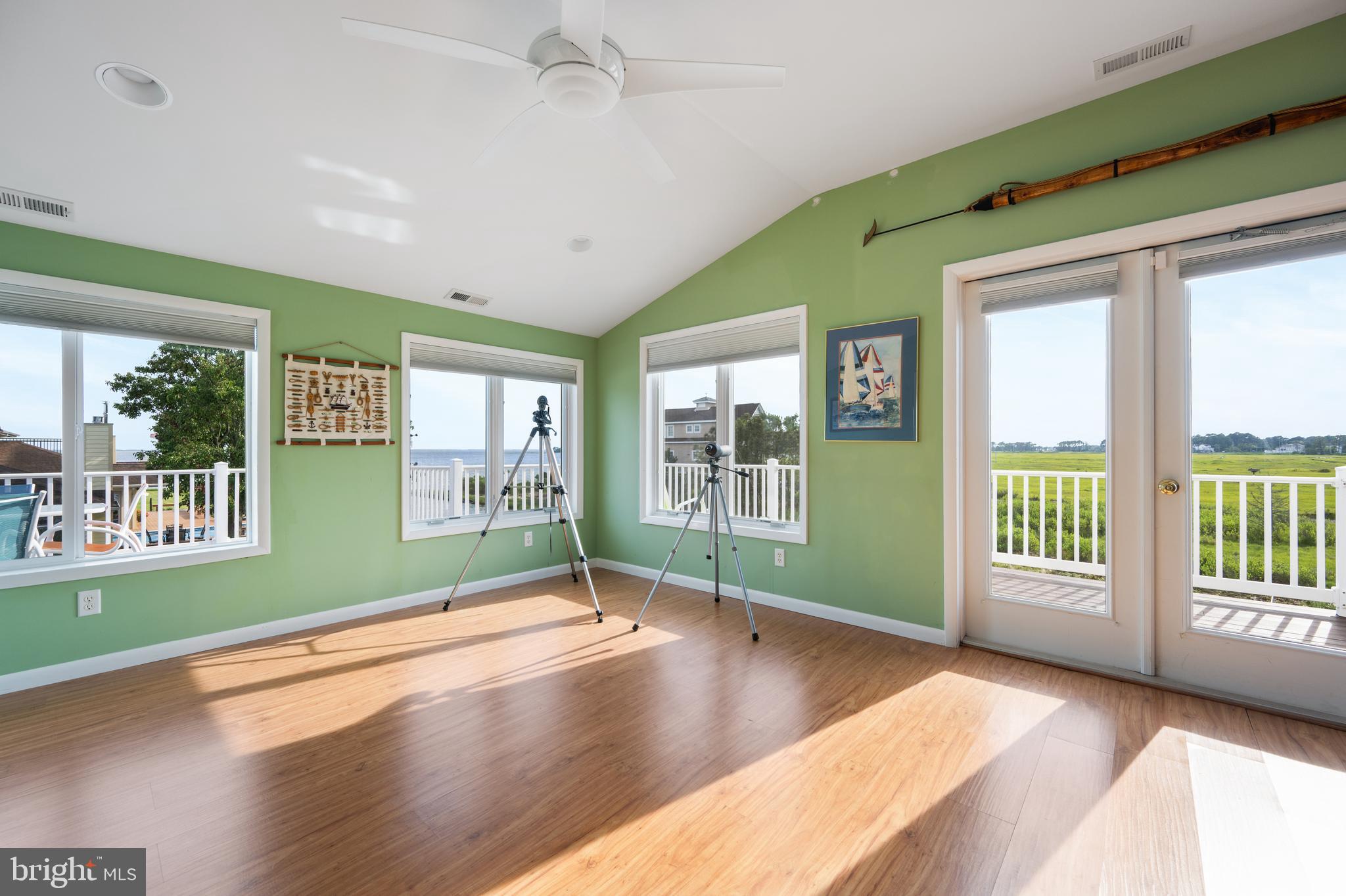 SEABREEZE DEV - Residential