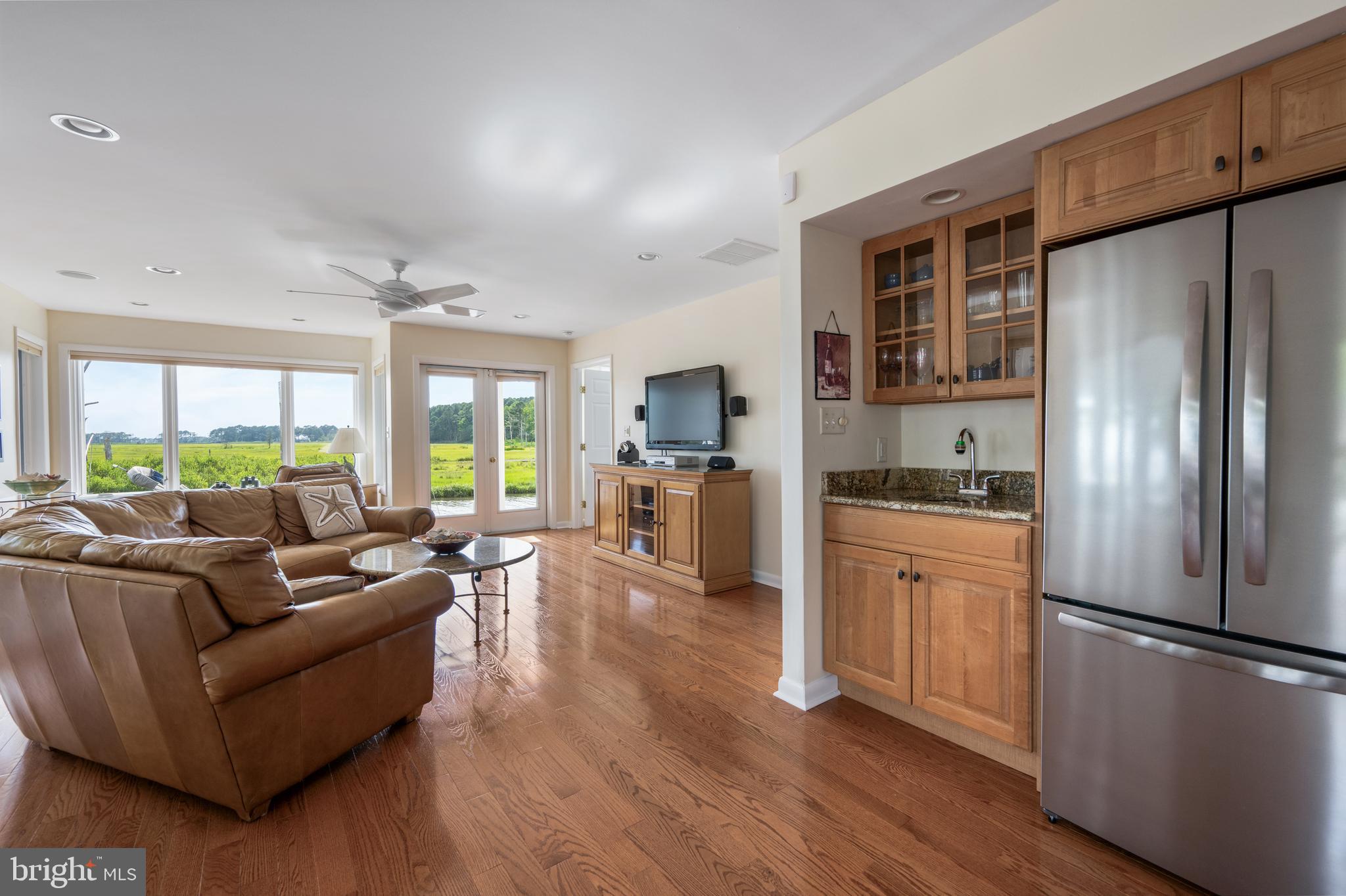 SEABREEZE DEV - Residential