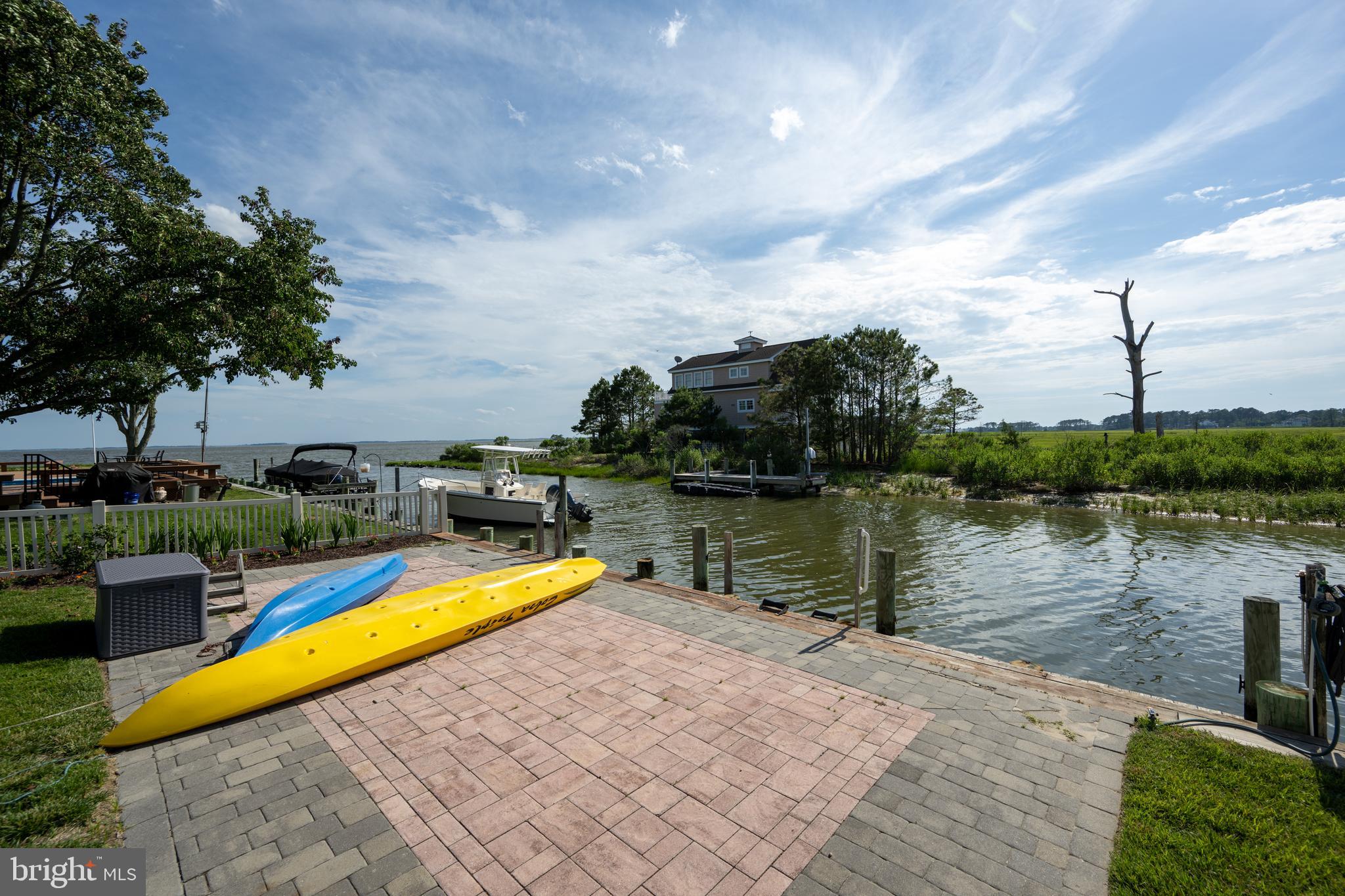SEABREEZE DEV - Residential