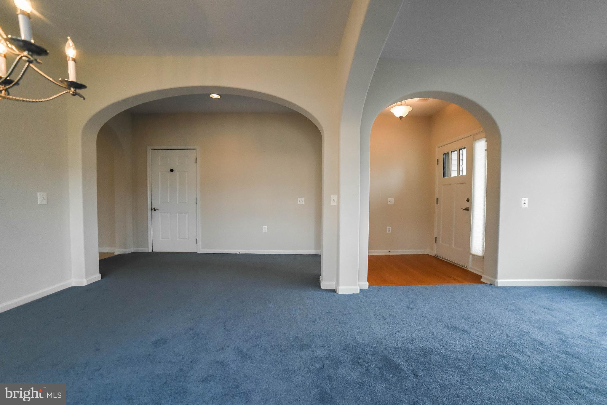 CENTRAL PARKE COLONIAL CHARLES - Residential