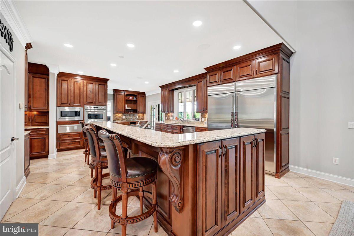 THORNHILL - Residential