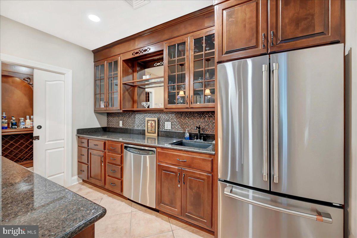 THORNHILL - Residential