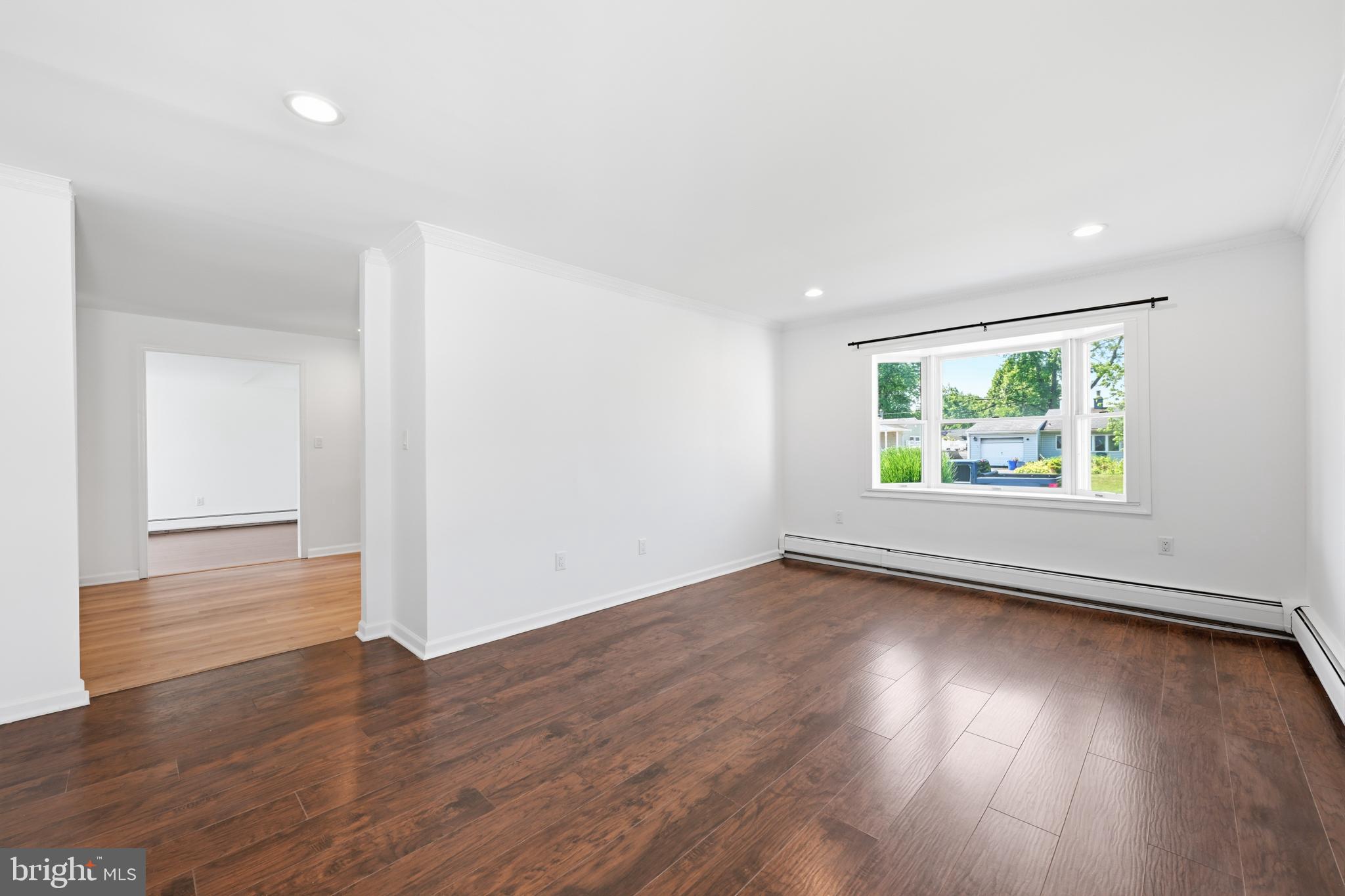 INDIAN CREEK - Residential