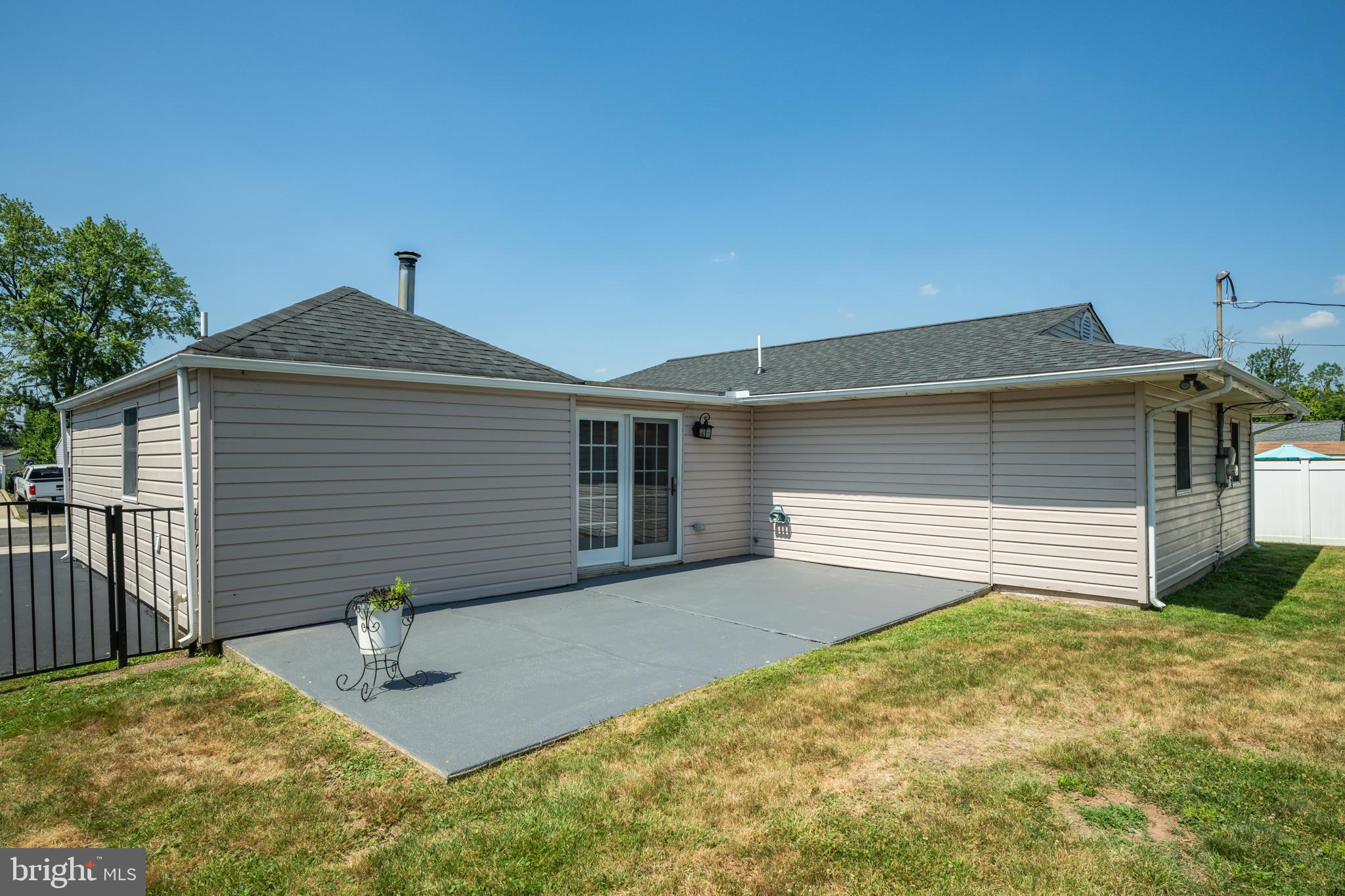 INDIAN CREEK - Residential