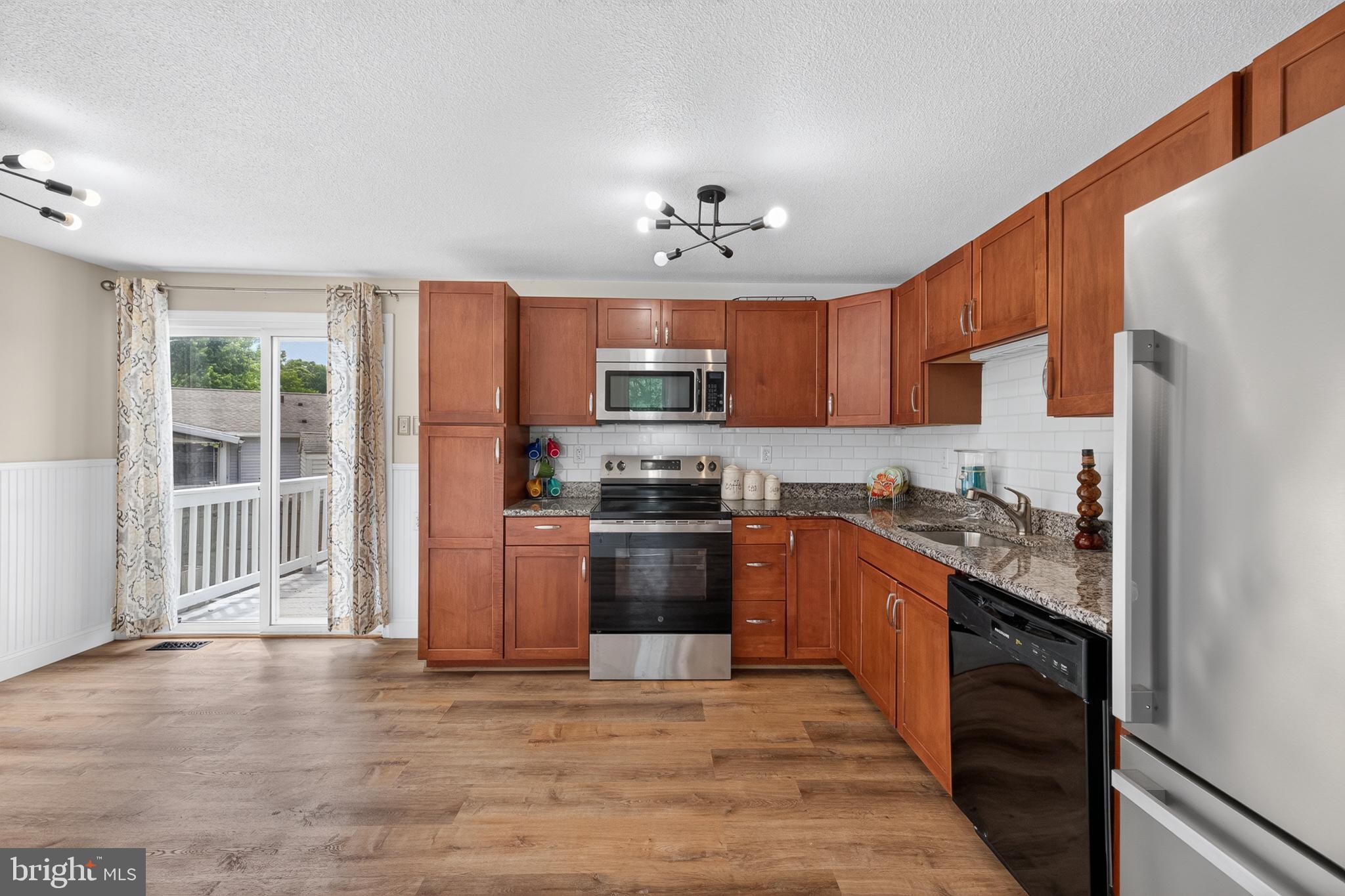 NEWARK OAKS - Residential