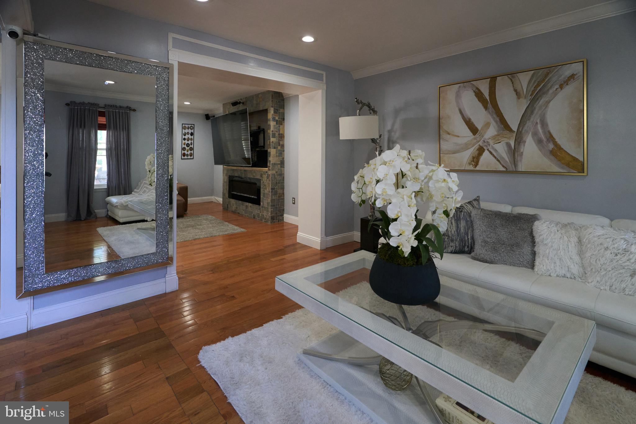 PINE VALLEY - Residential