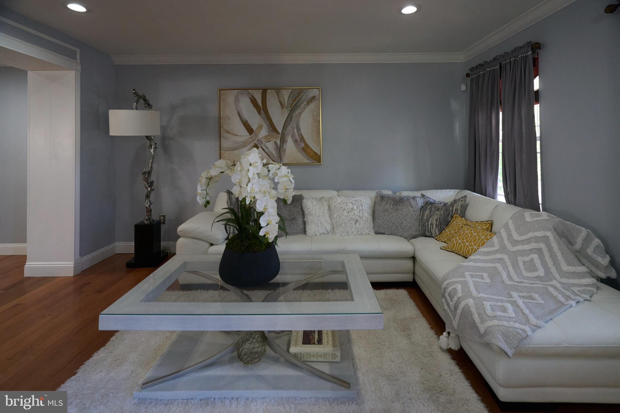 PINE VALLEY - Residential