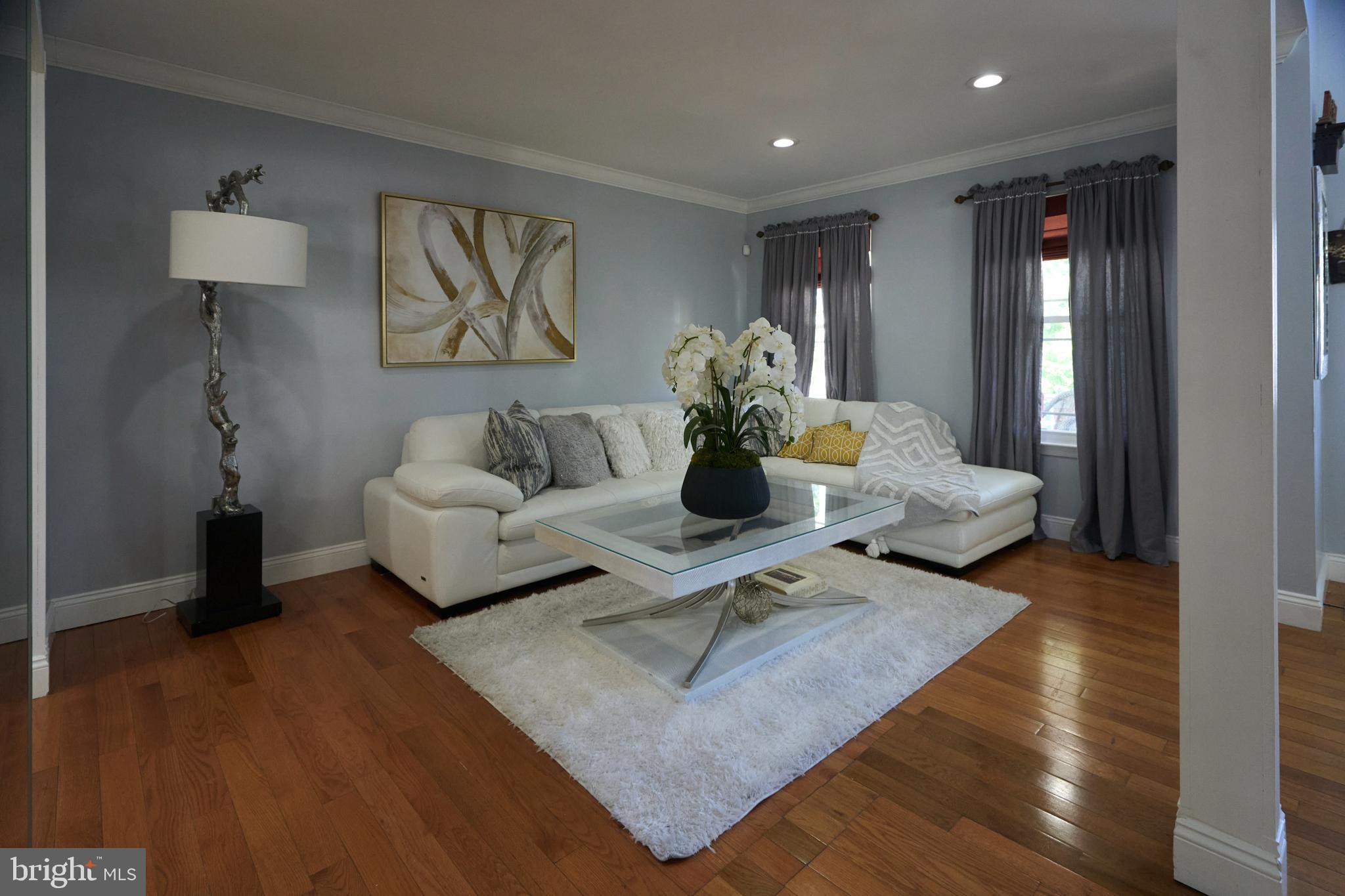 PINE VALLEY - Residential