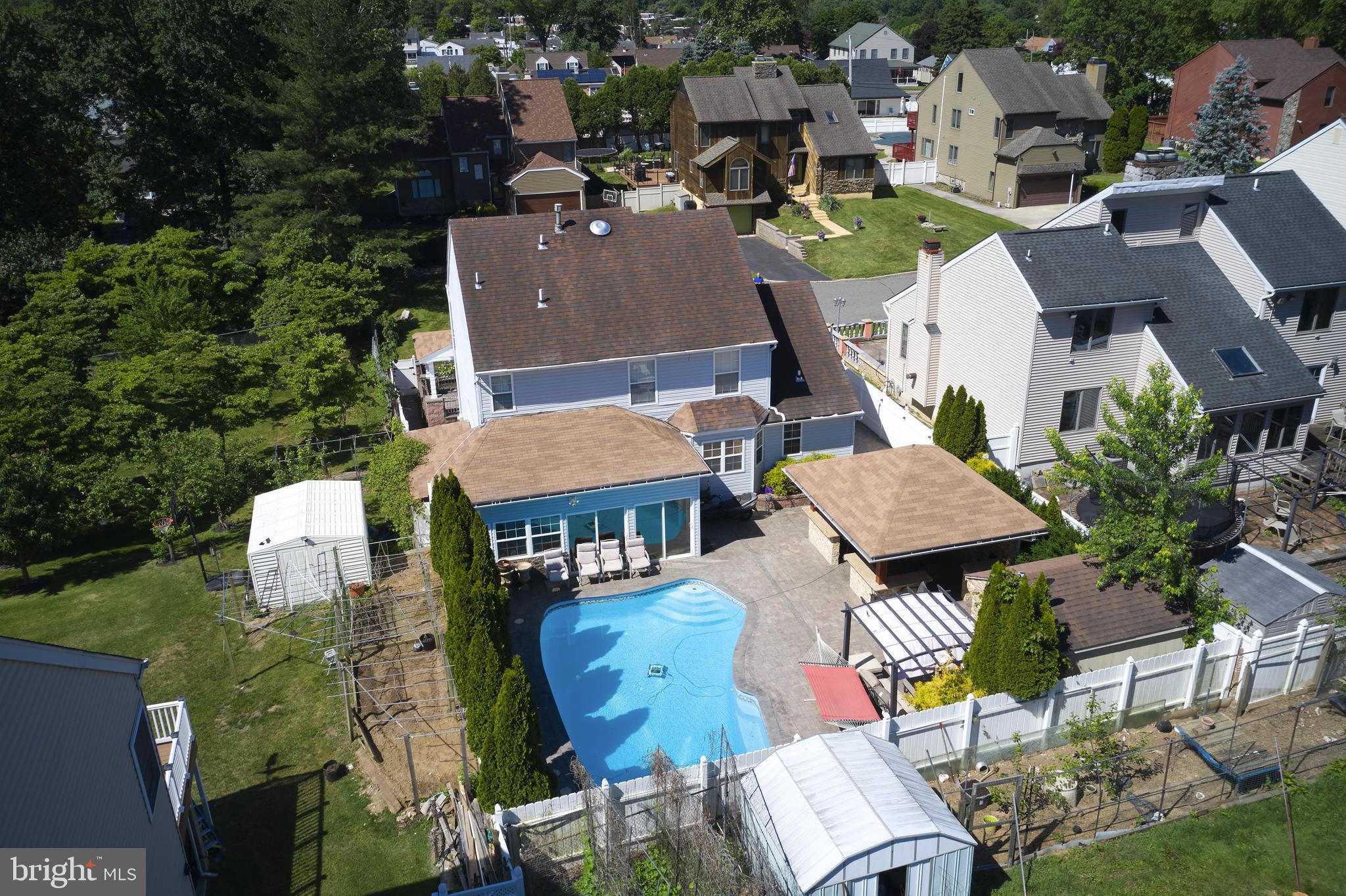 PINE VALLEY - Residential