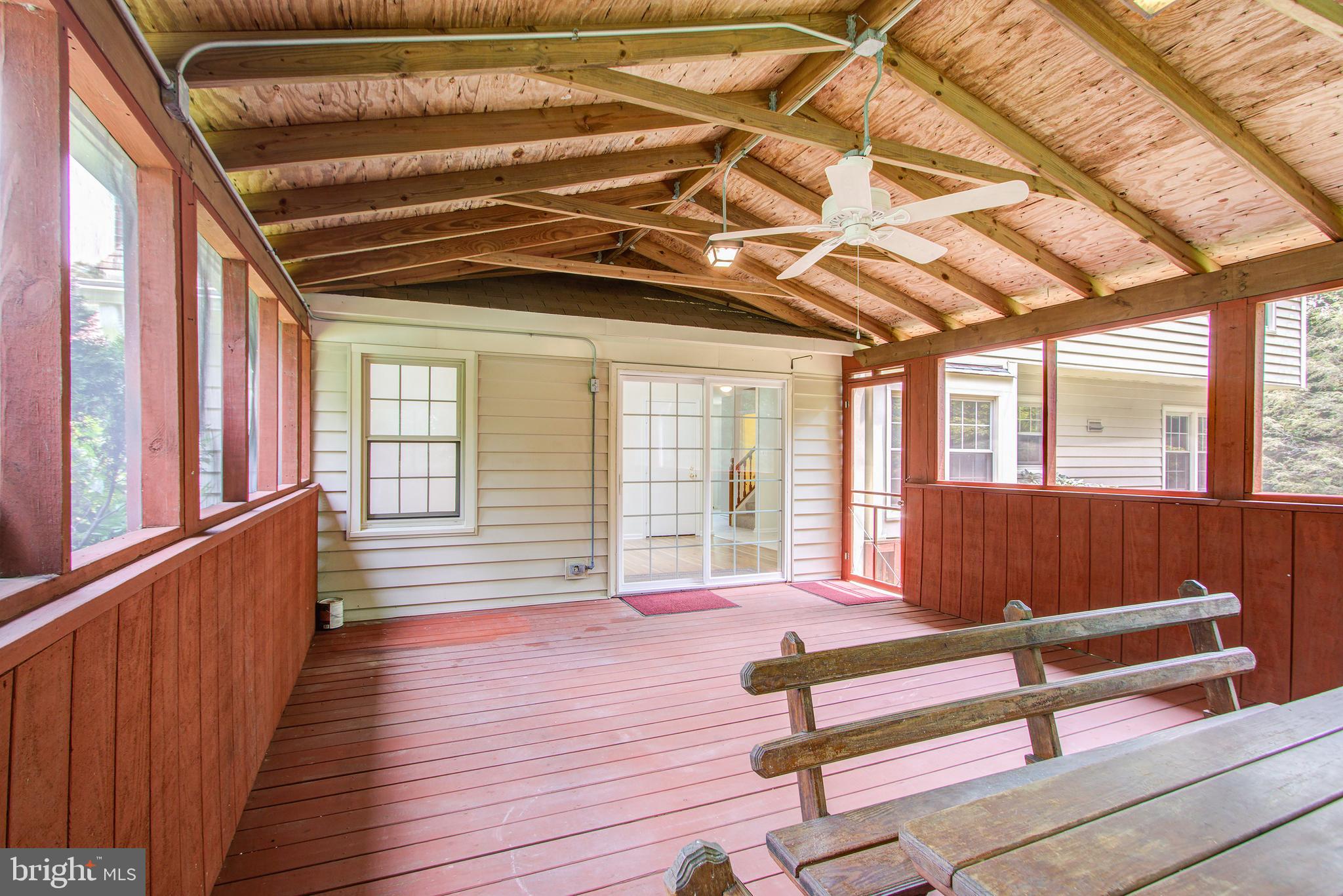 SNOWDENS MILL - Residential