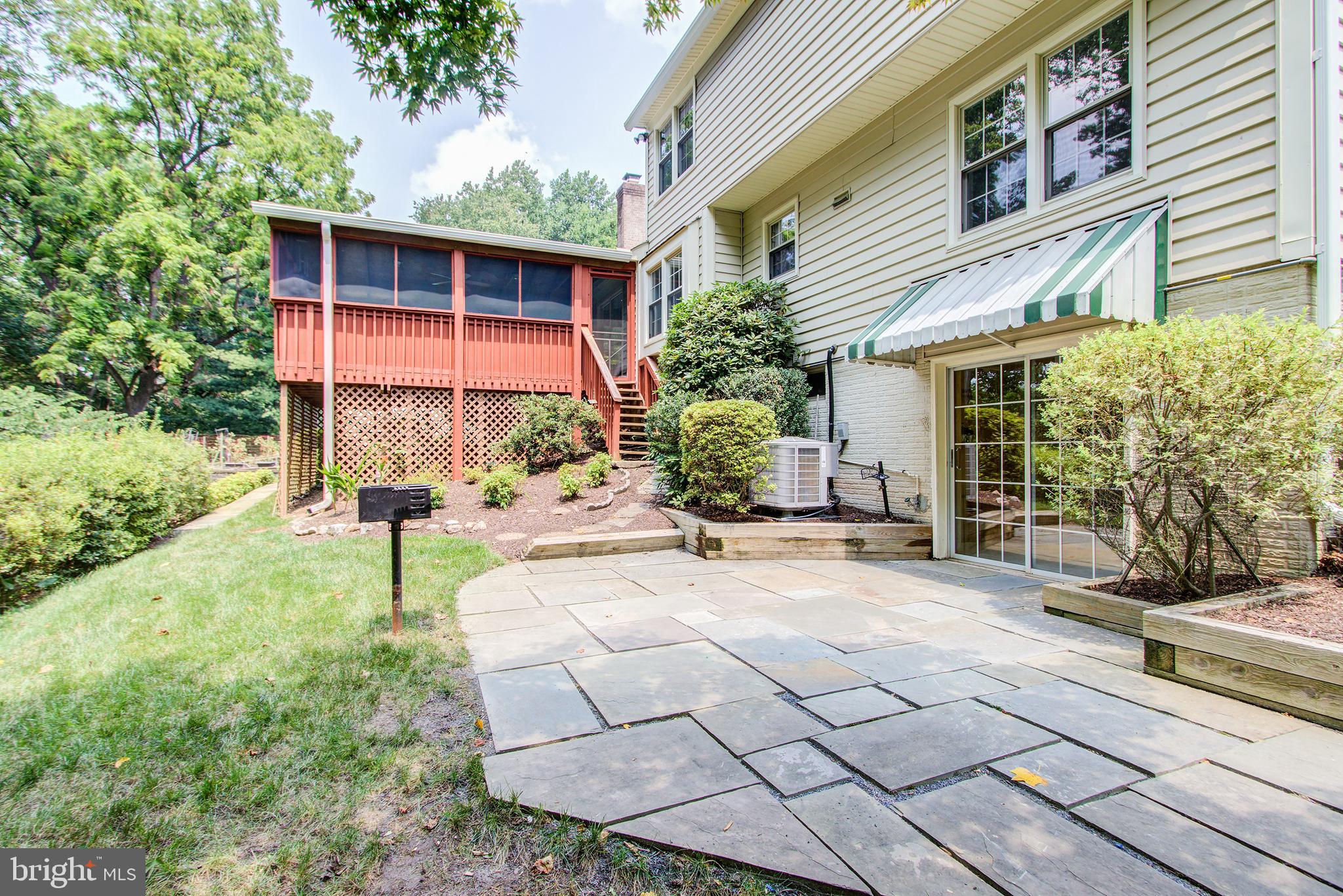 SNOWDENS MILL - Residential