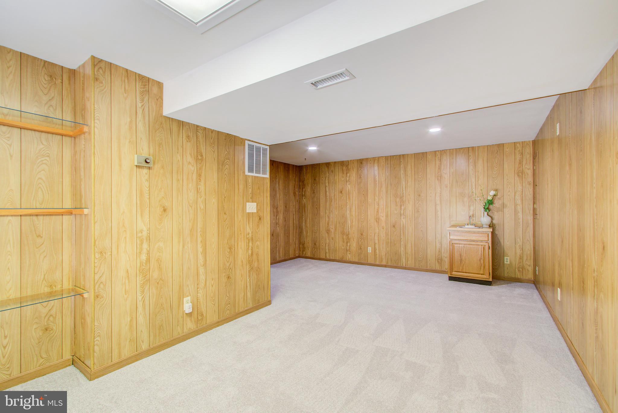SNOWDENS MILL - Residential