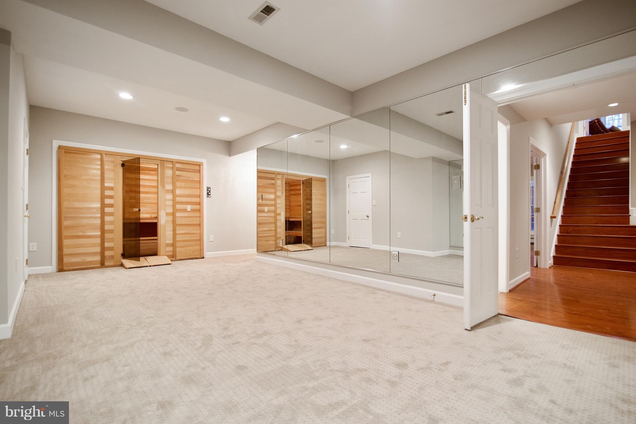 EAGLES PASSAGES - Residential