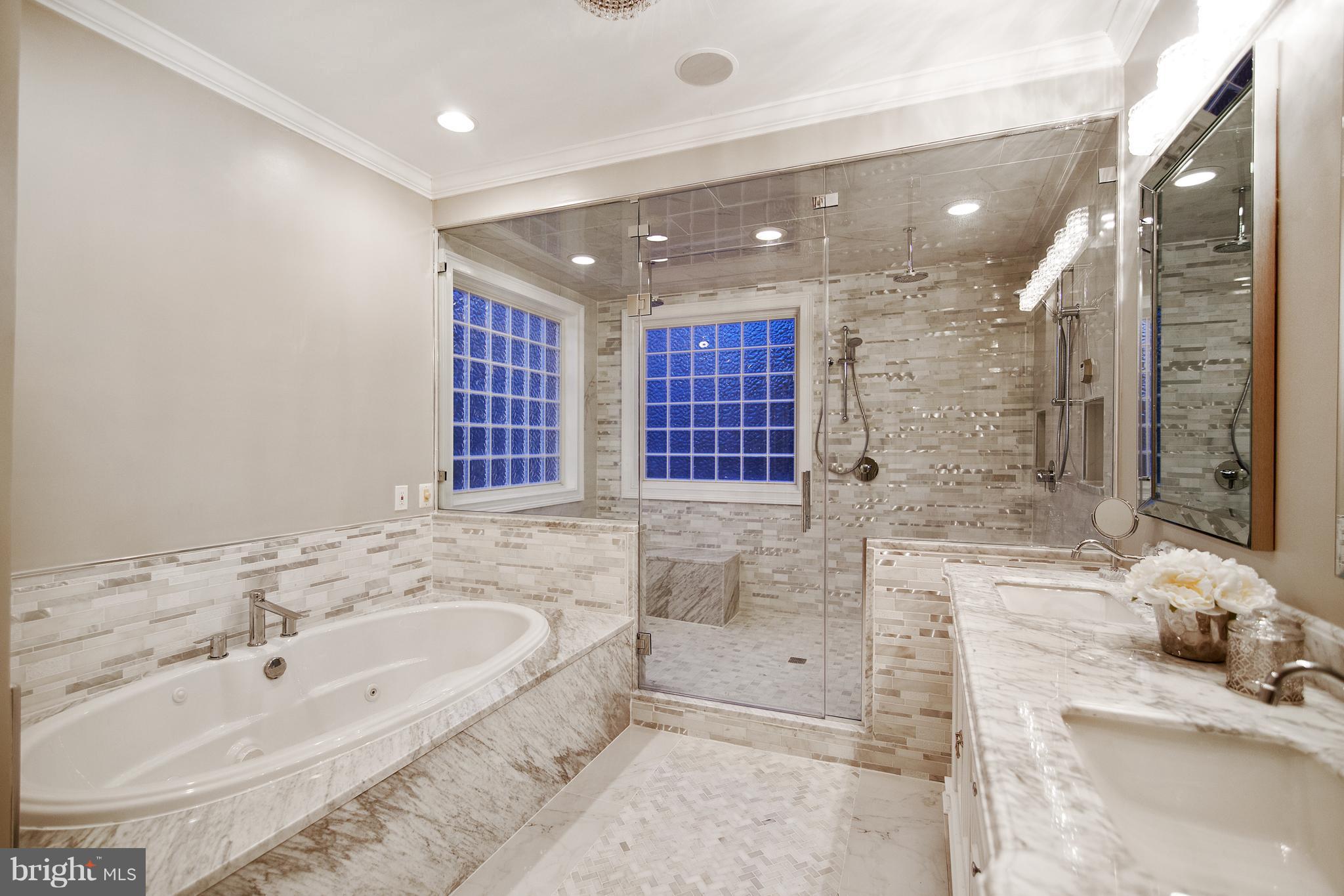 EAGLES PASSAGES - Residential