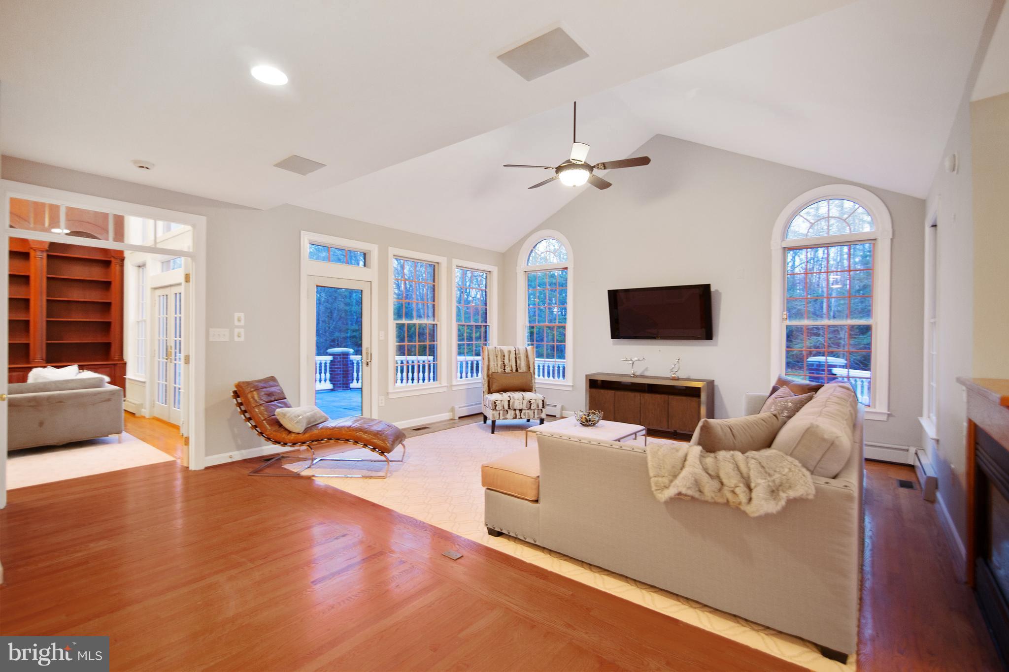 EAGLES PASSAGES - Residential