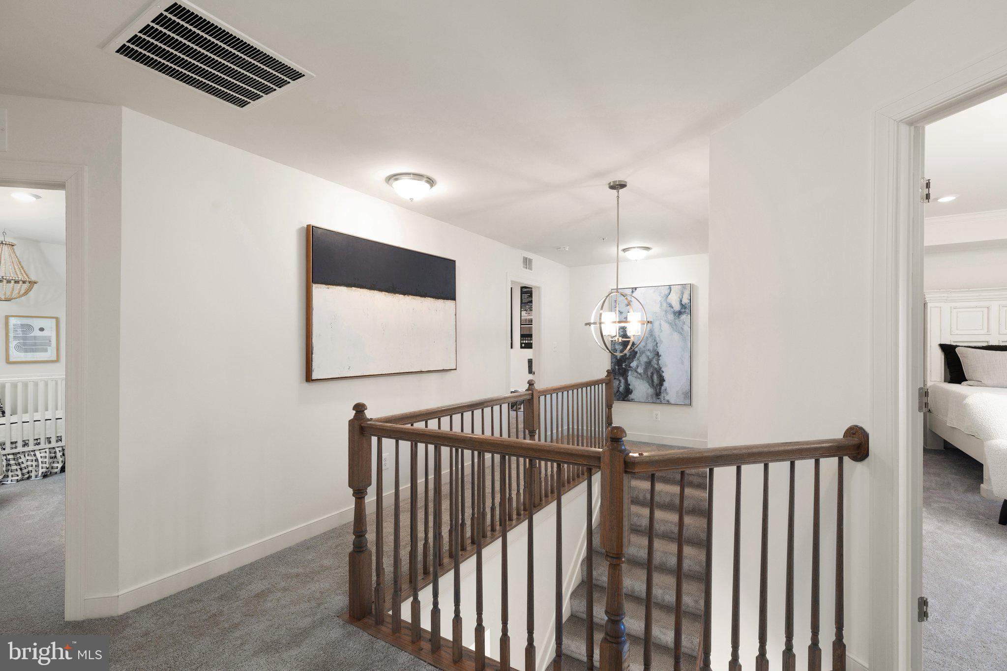 CAPTAIN'S COVE - Residential