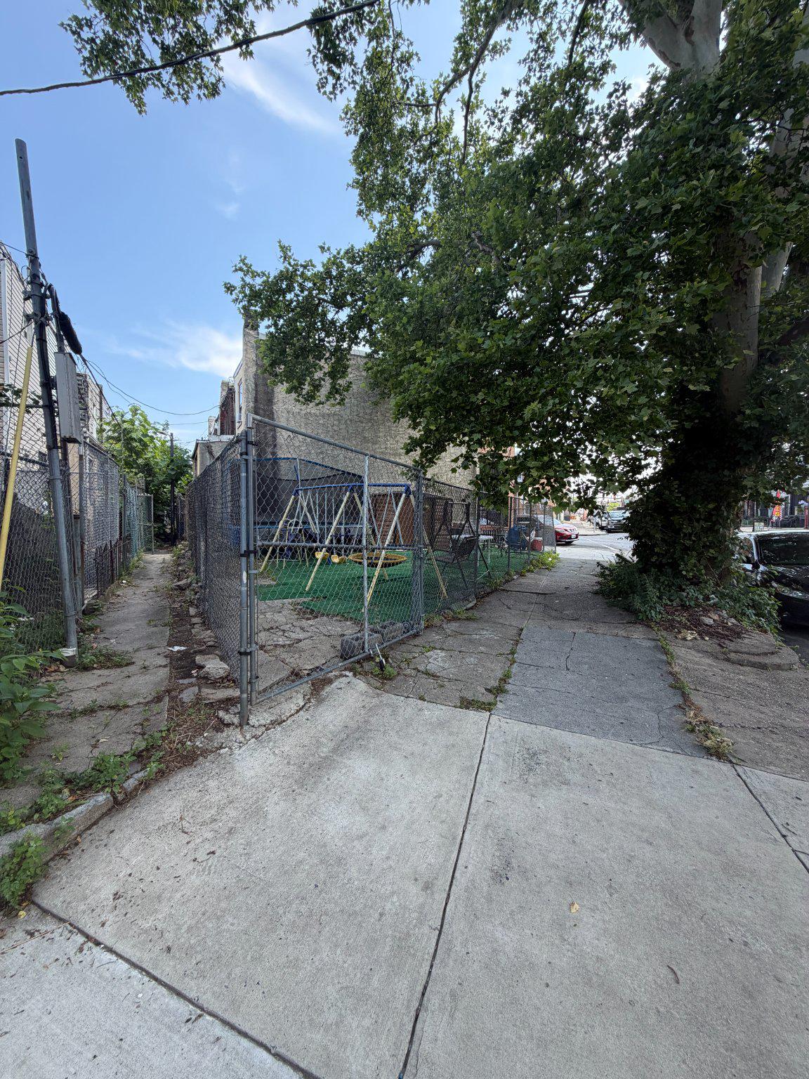 HUNTING PARK - Land