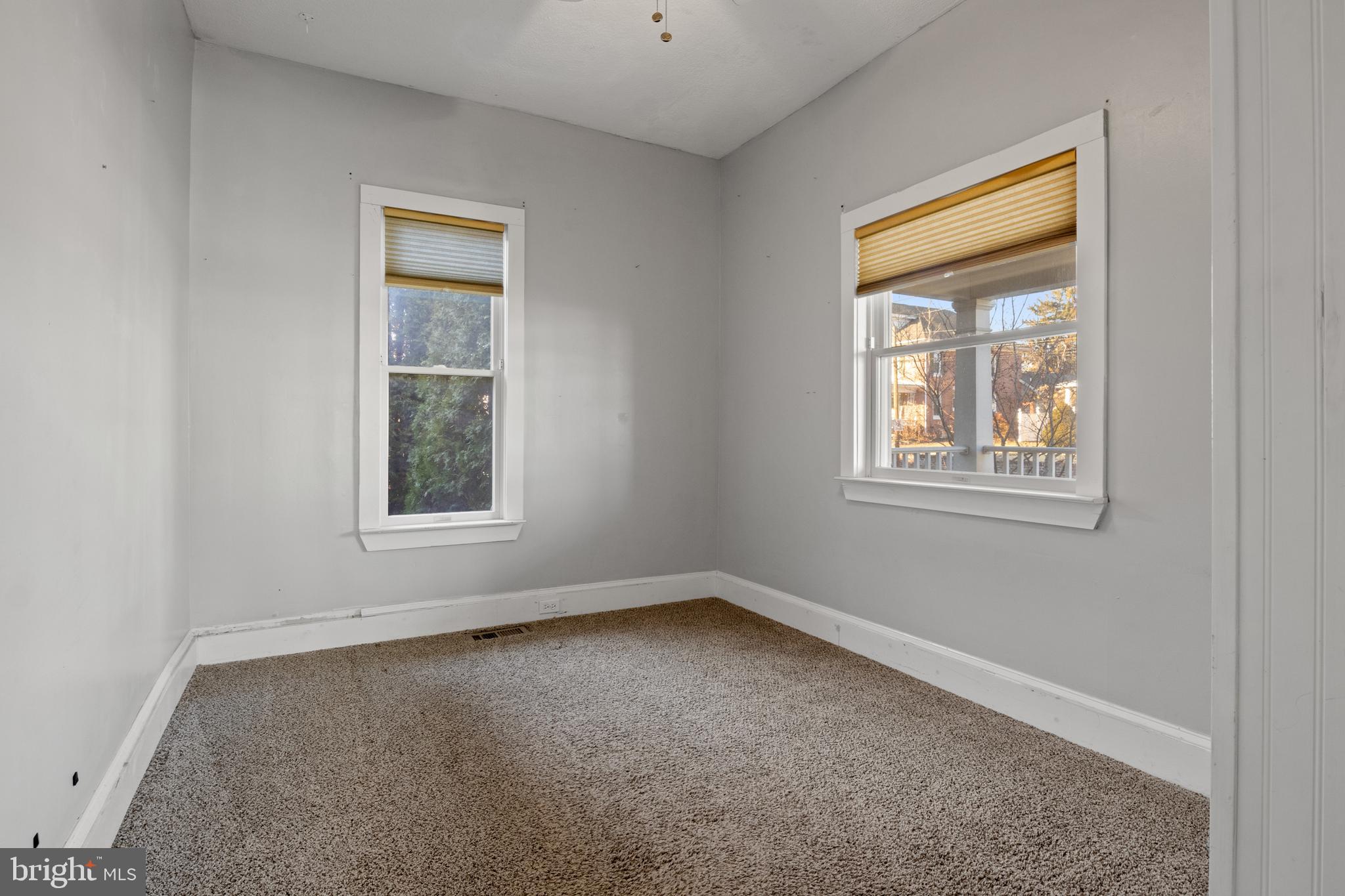 LITTLESTOWN - Residential