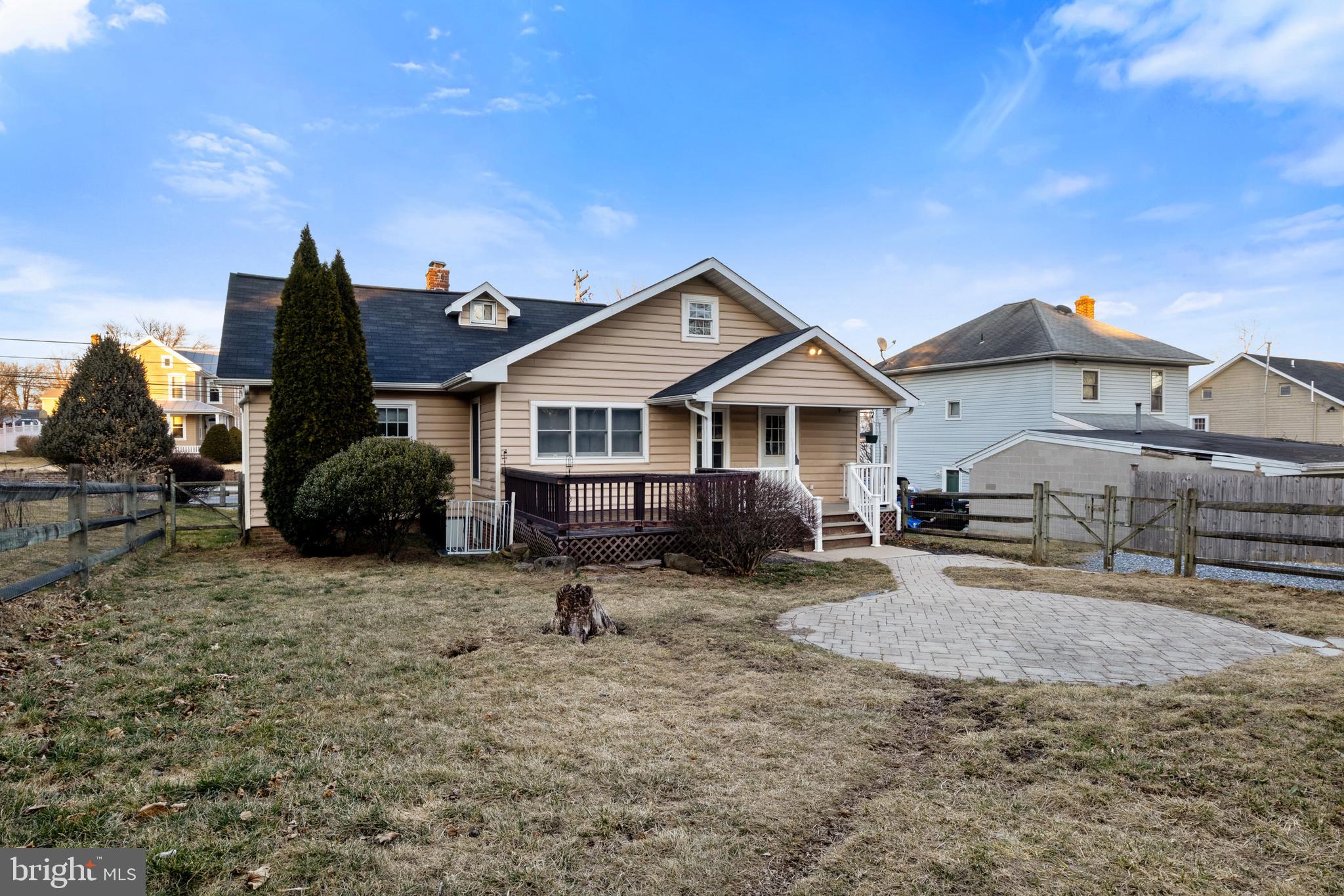 LITTLESTOWN - Residential