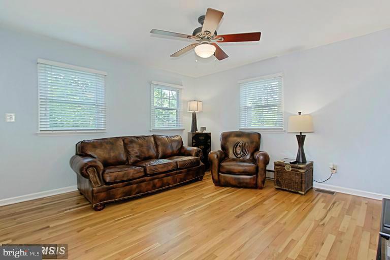 NORTH BARCROFT - Residential Lease