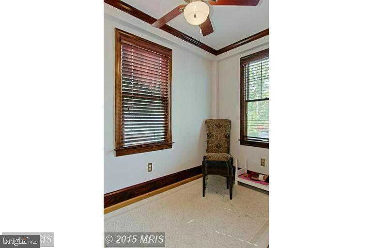 NORTH BARCROFT - Residential Lease