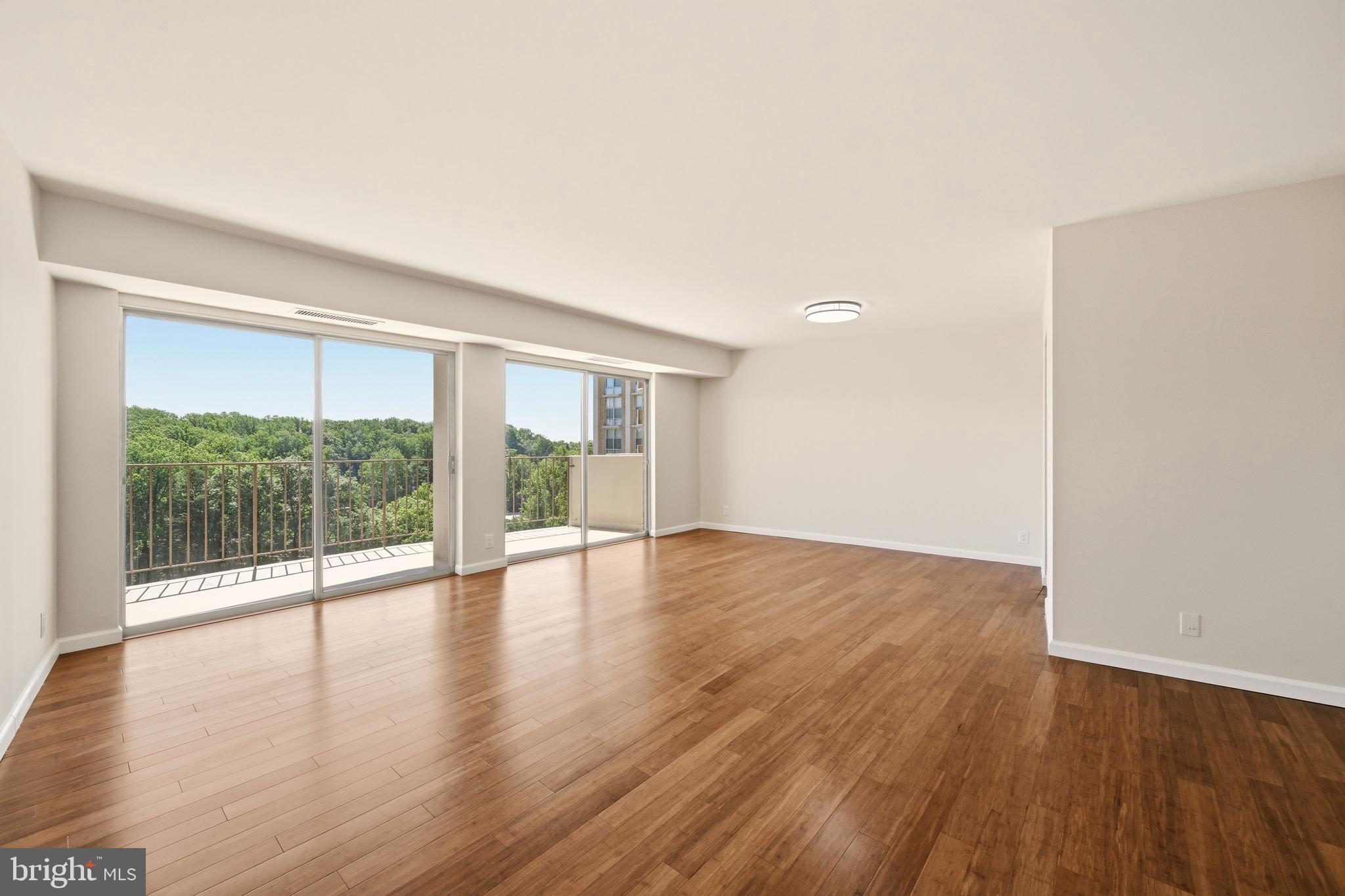 SILVER SPRING - Residential