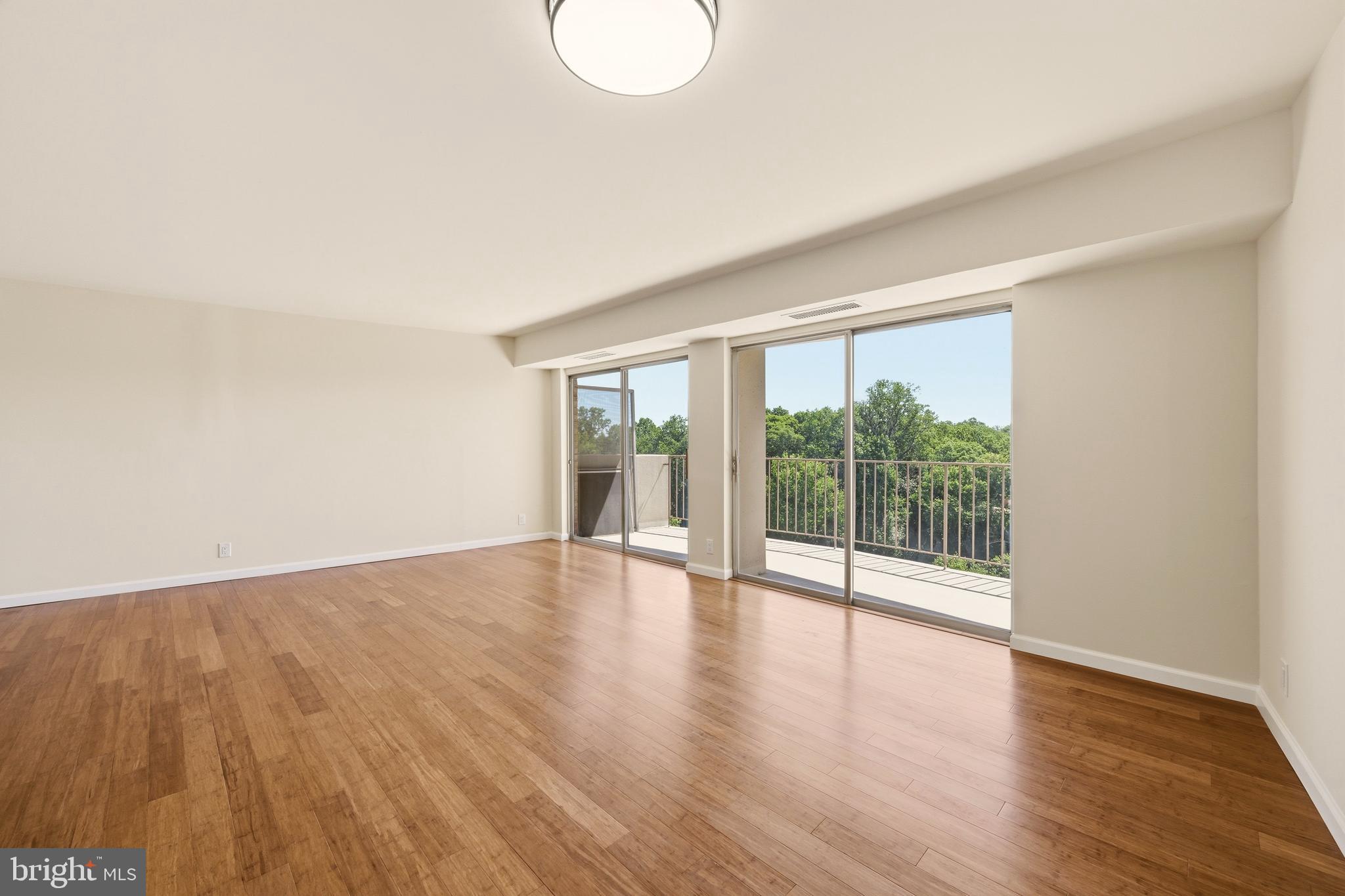 SILVER SPRING - Residential