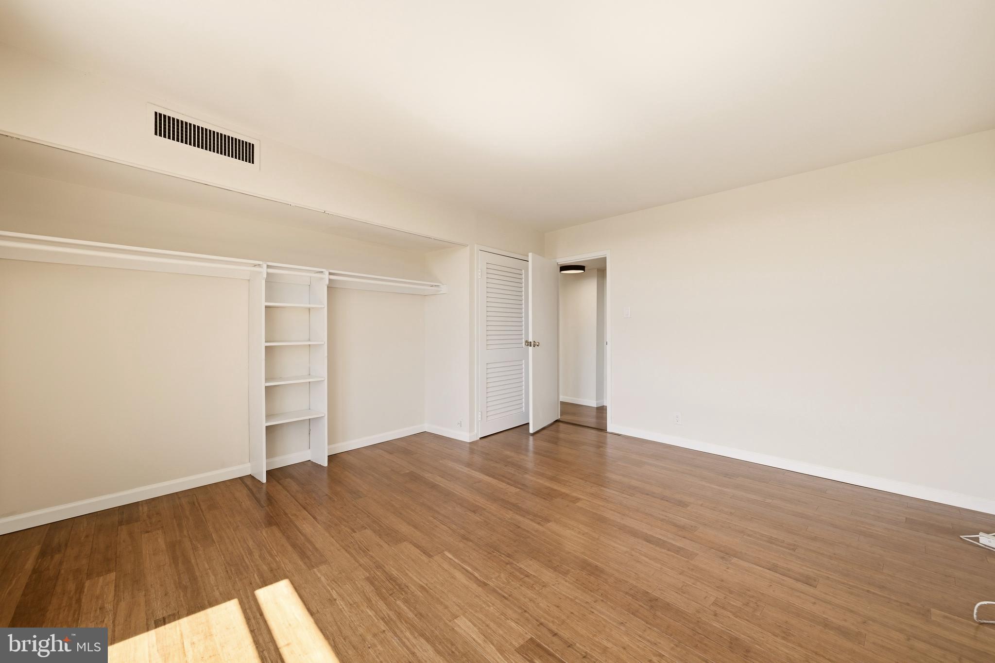 SILVER SPRING - Residential