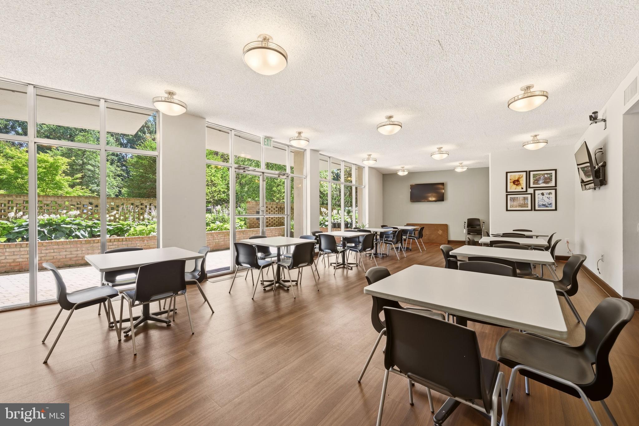 SILVER SPRING - Residential