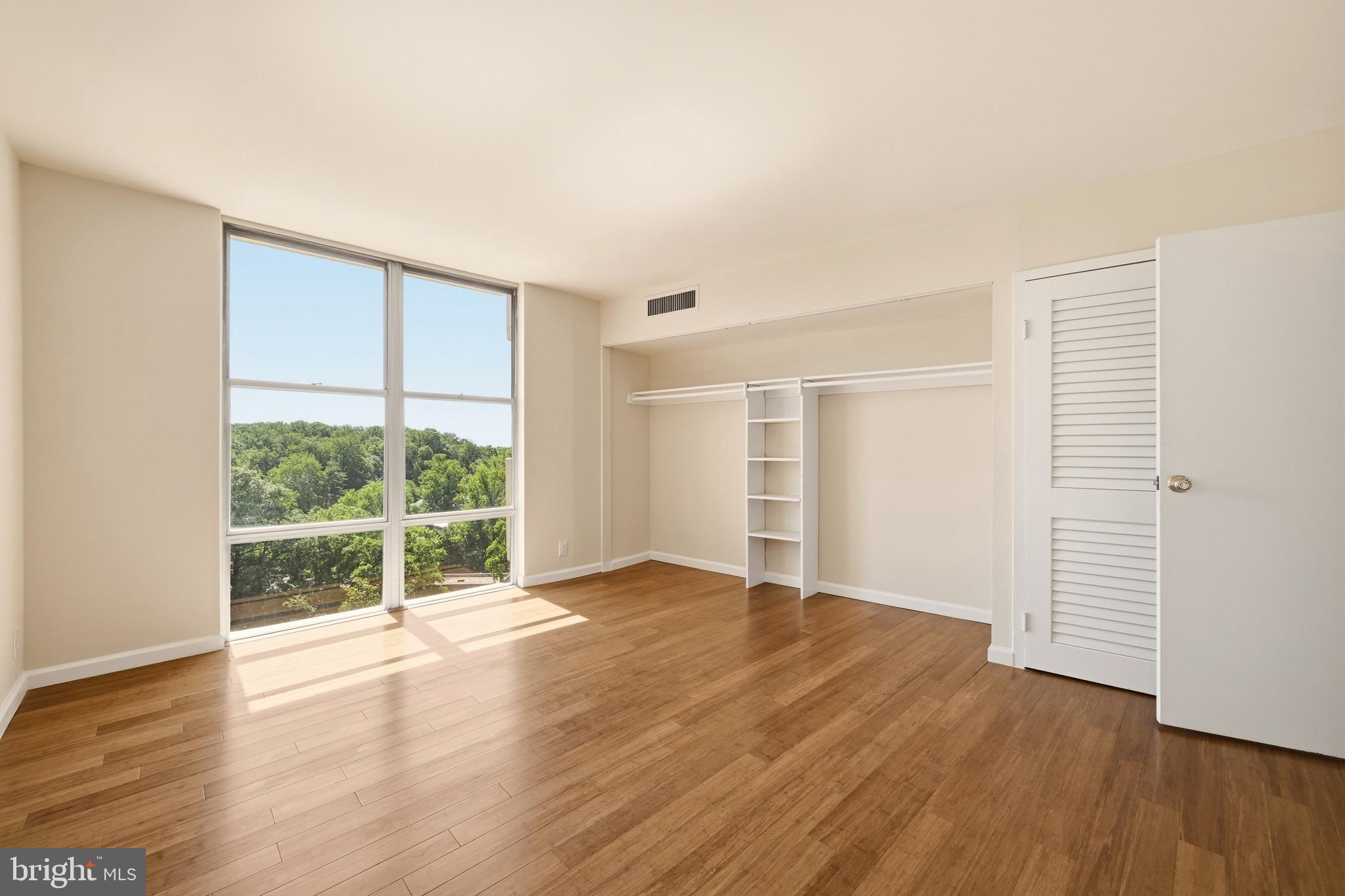 SILVER SPRING - Residential