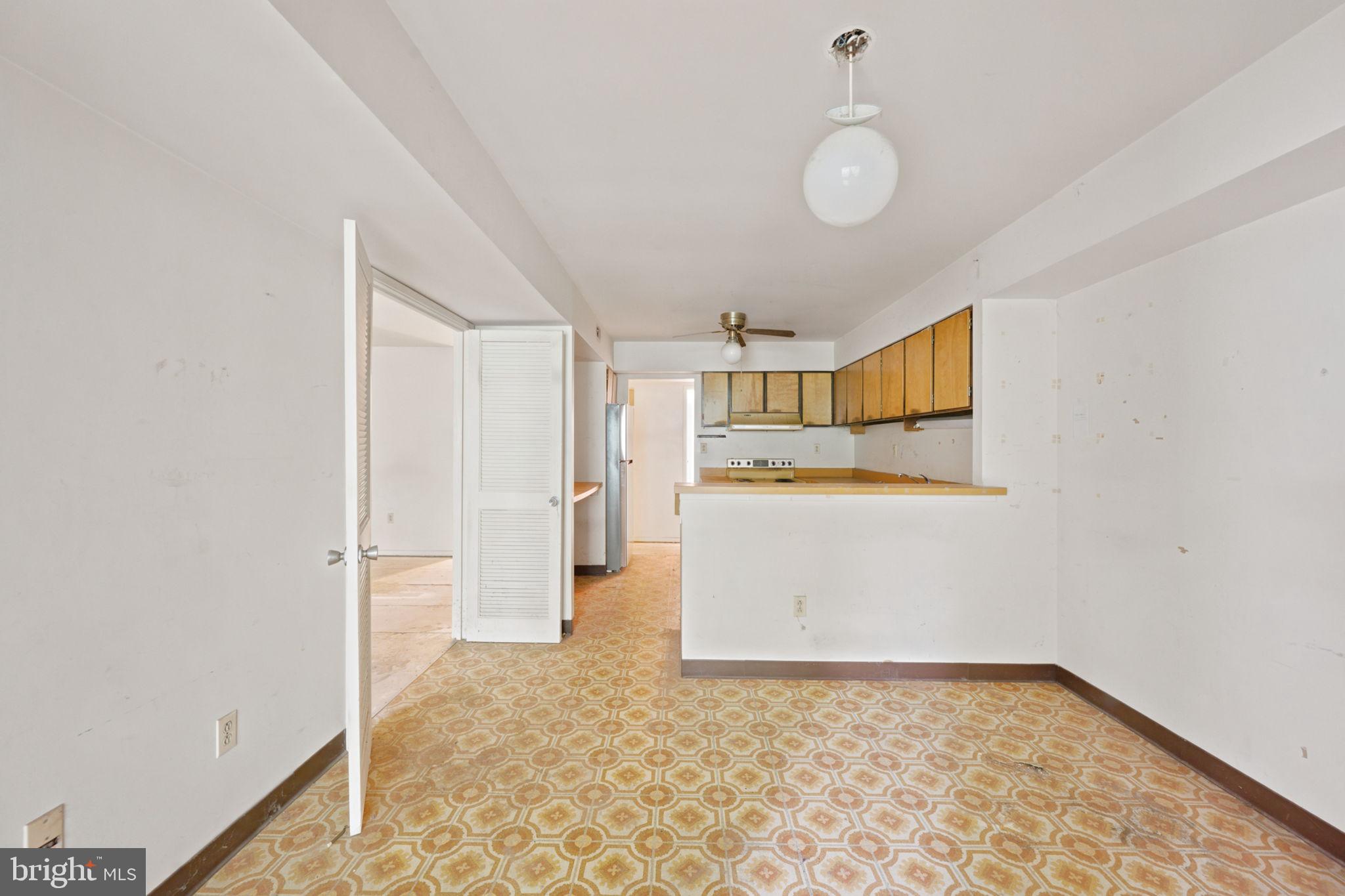 DEERING WOODS - Residential