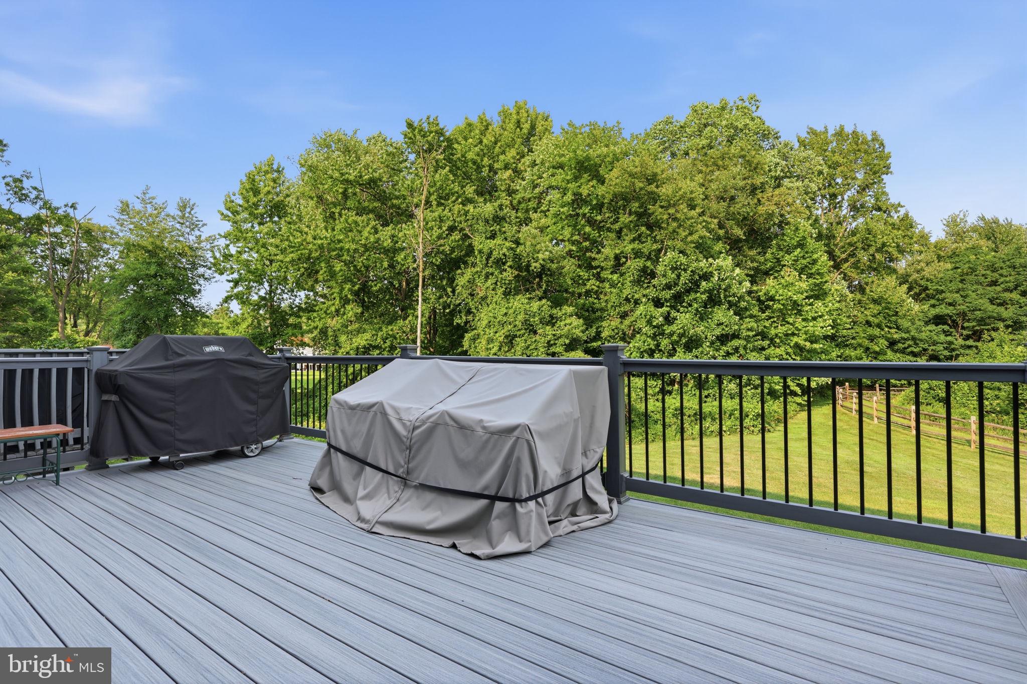 HUNTINGDON VALLEY - Residential