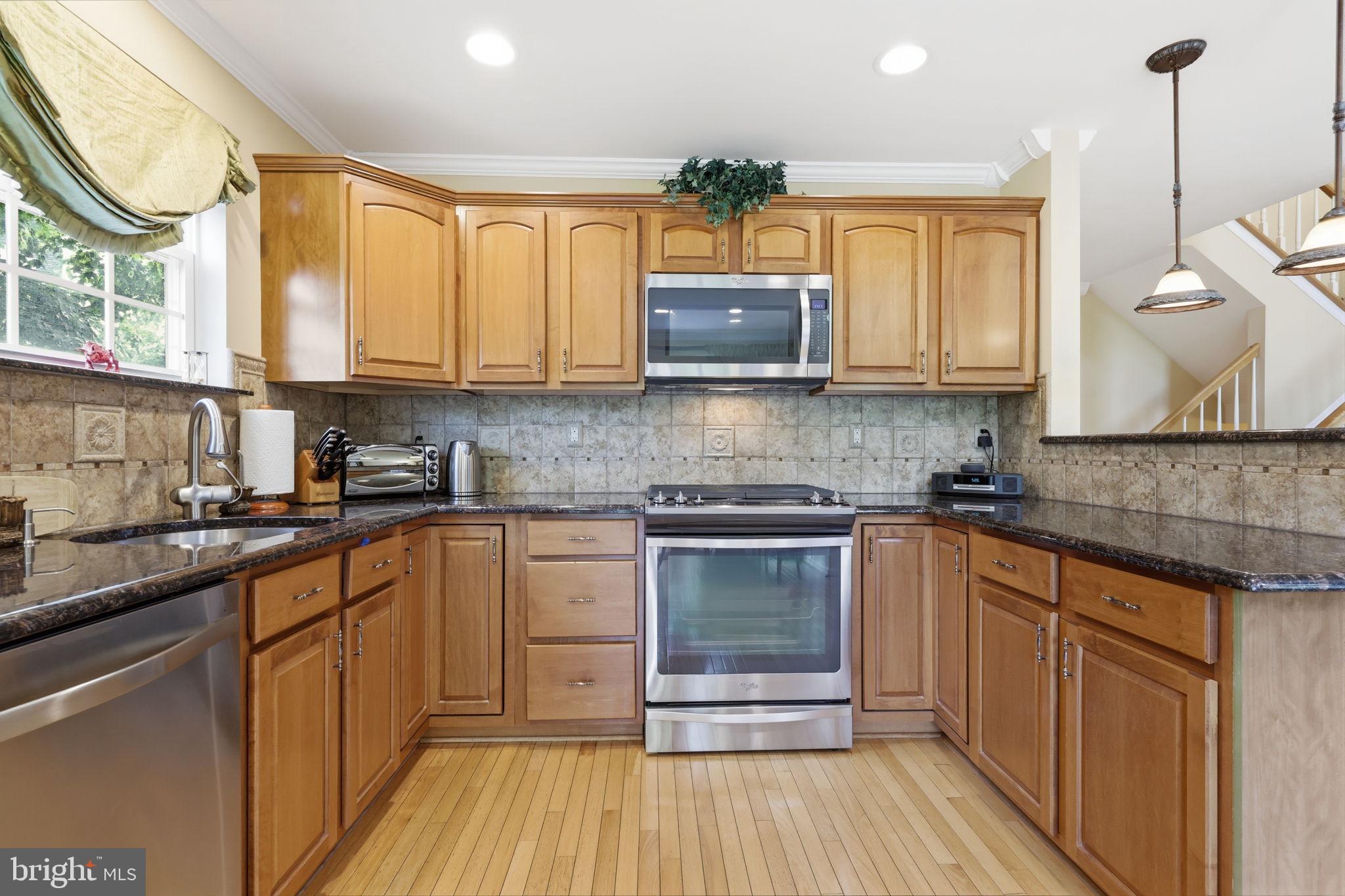 HUNTINGDON VALLEY - Residential