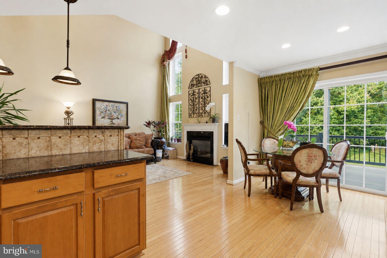 HUNTINGDON VALLEY - Residential