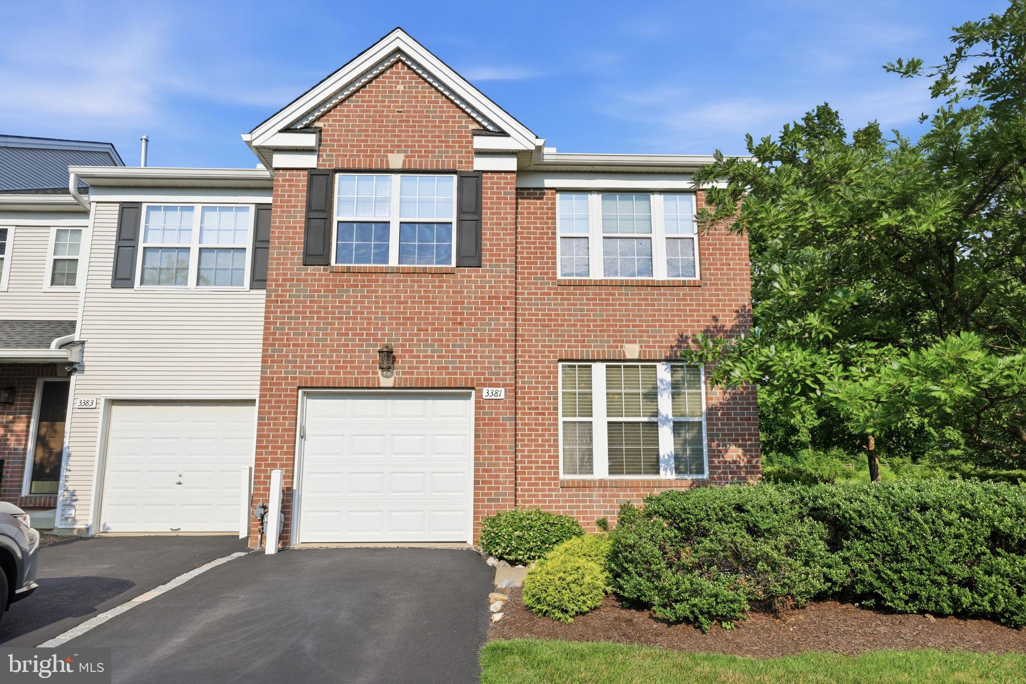 HUNTINGDON VALLEY - Residential