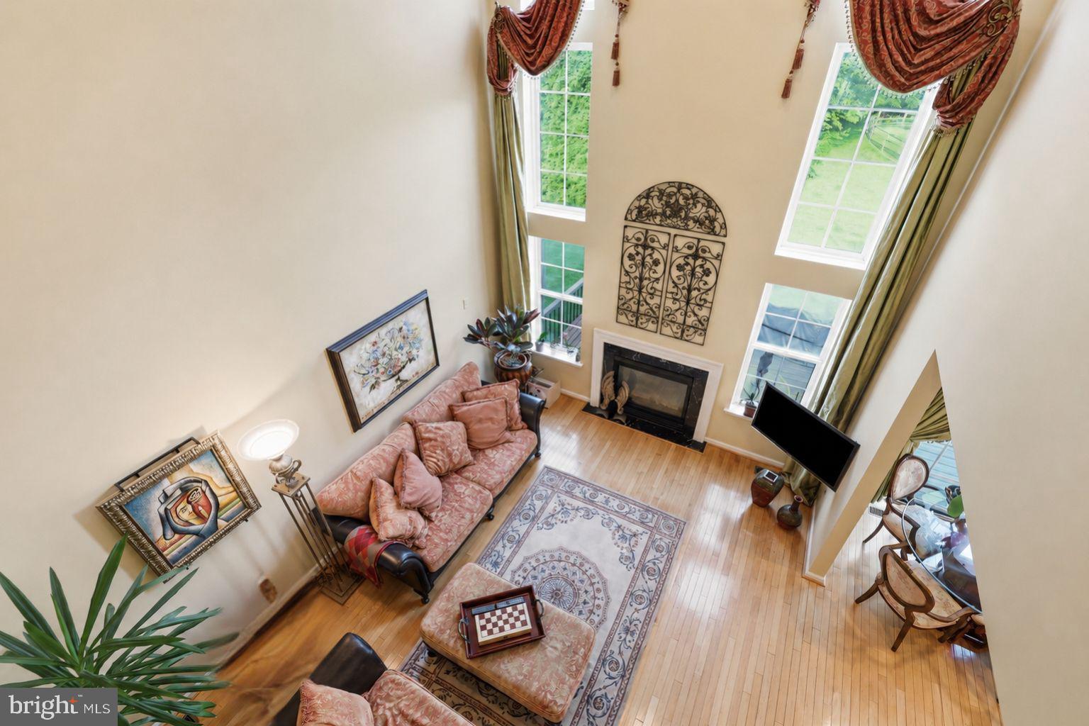 HUNTINGDON VALLEY - Residential