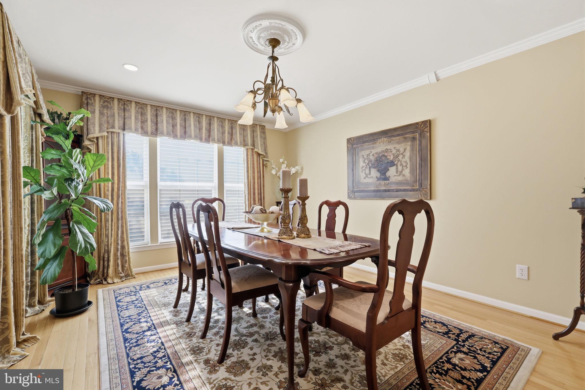HUNTINGDON VALLEY - Residential