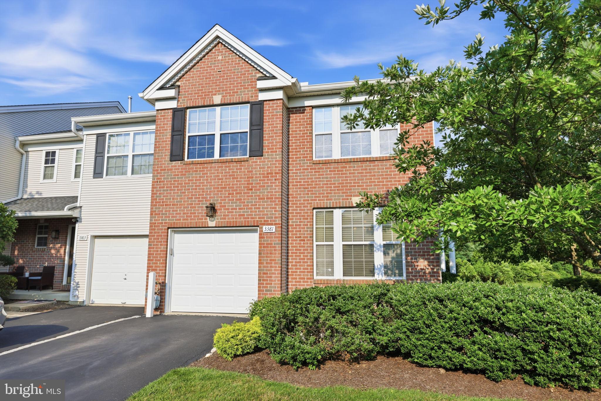 HUNTINGDON VALLEY - Residential