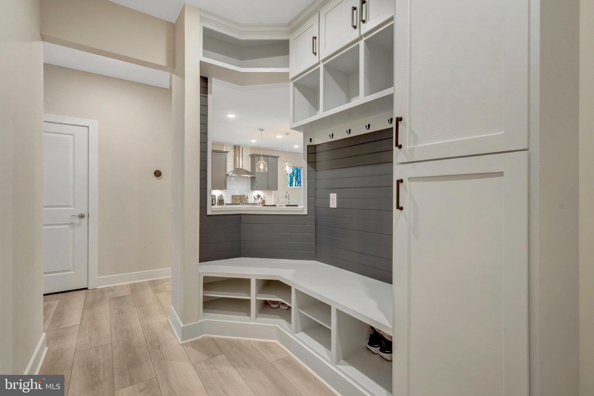 POTOMAC SHORES - Residential