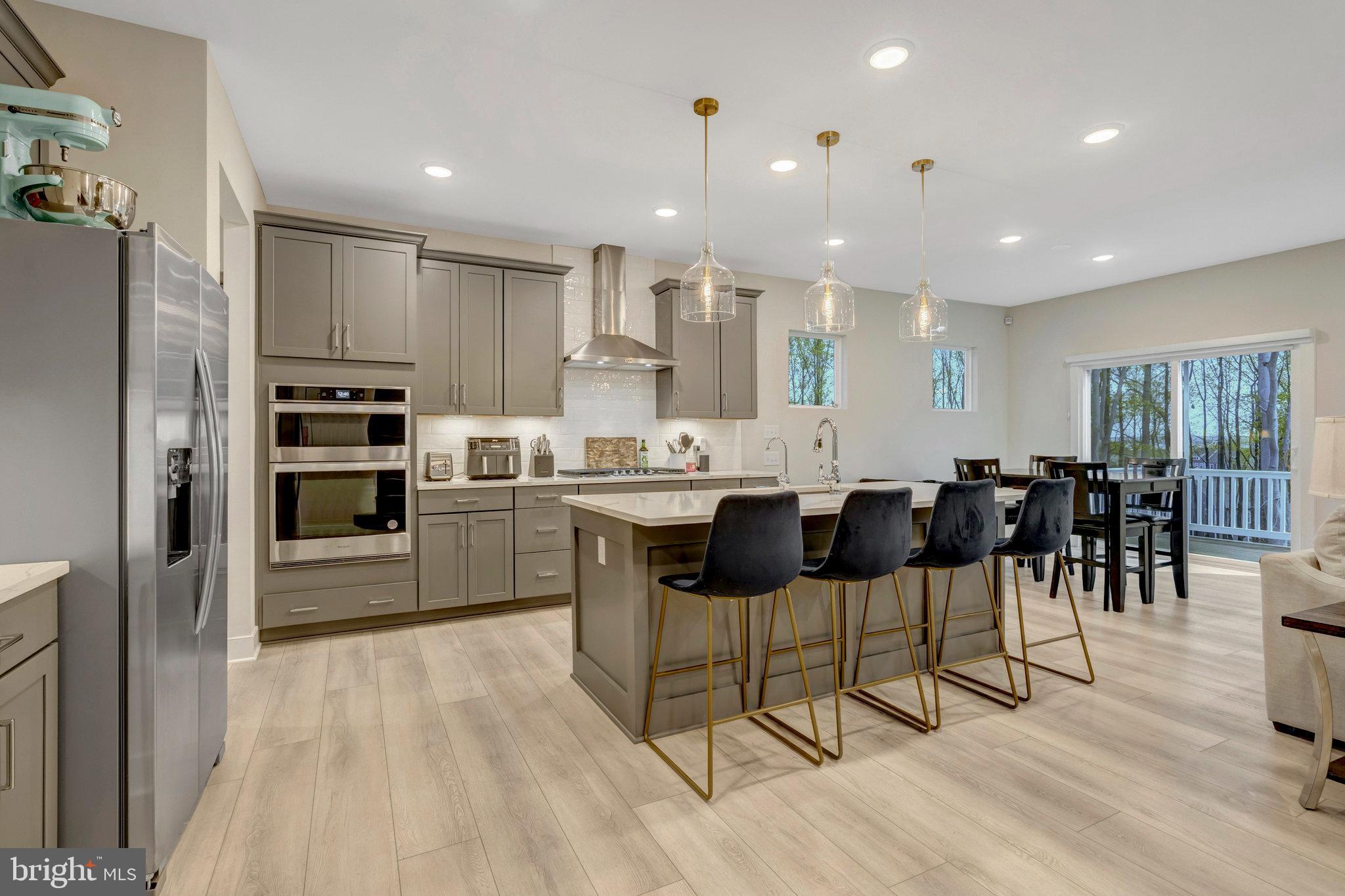 POTOMAC SHORES - Residential