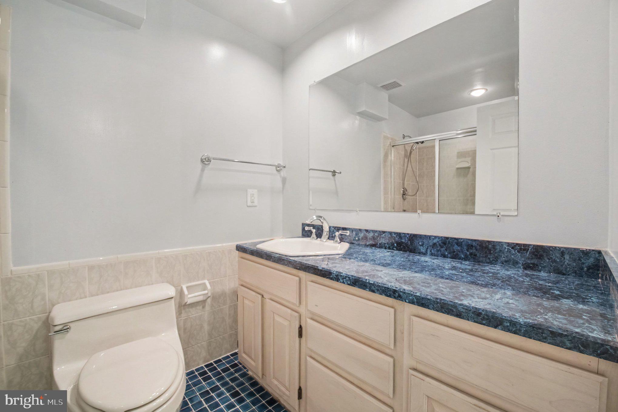 WESTPORT - Residential