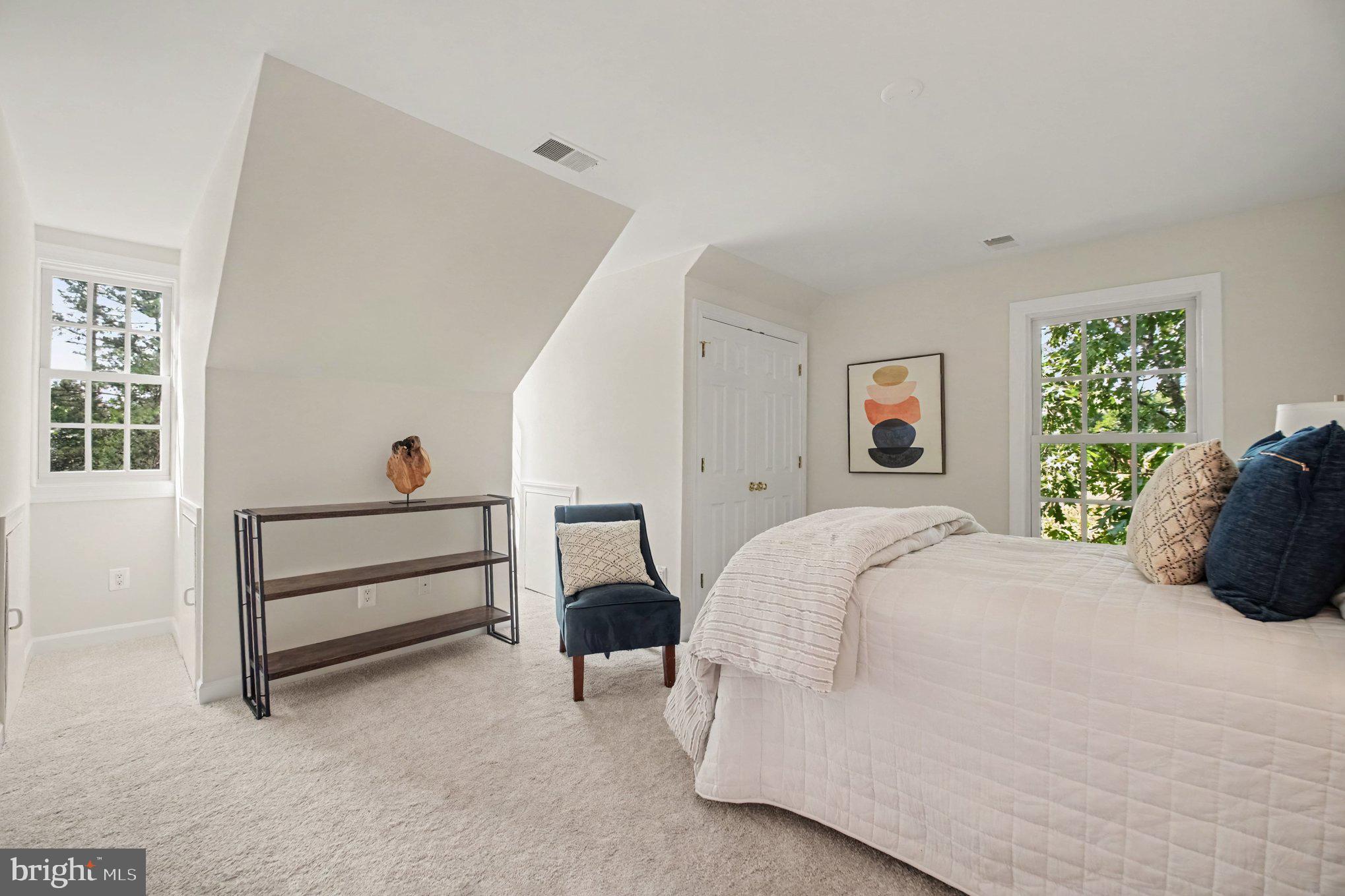 WESTPORT - Residential