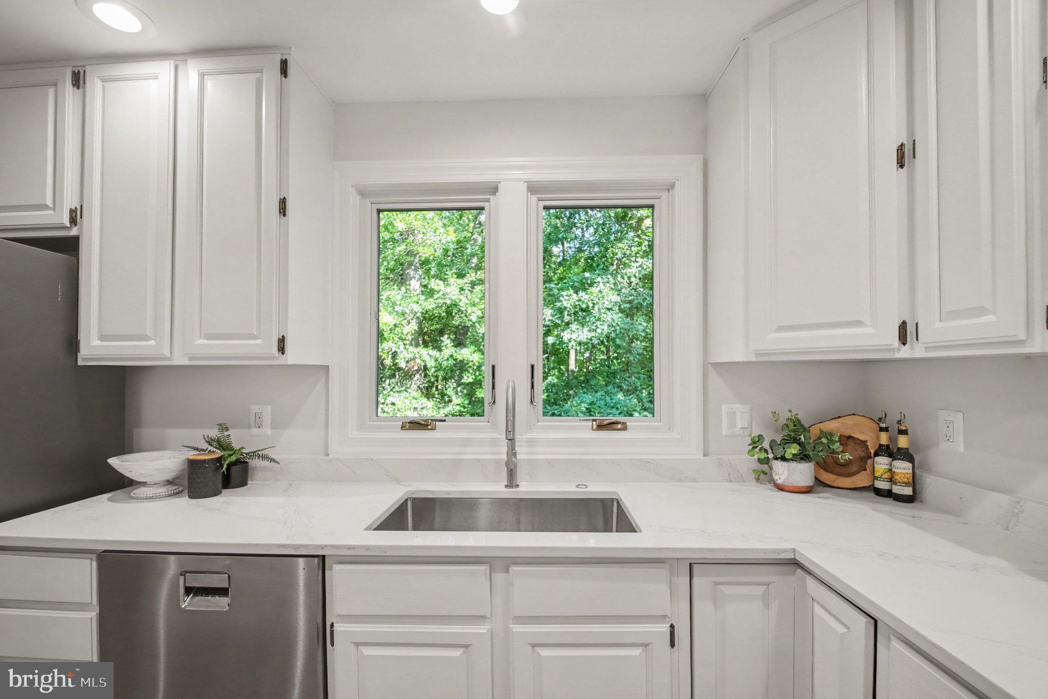 WESTPORT - Residential